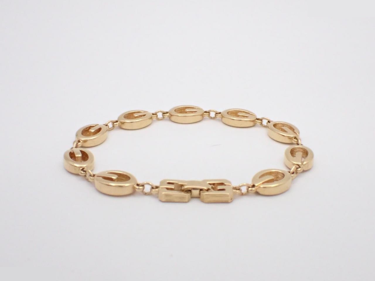 Gold bracelet, wrist size approximately 18cm — view 2