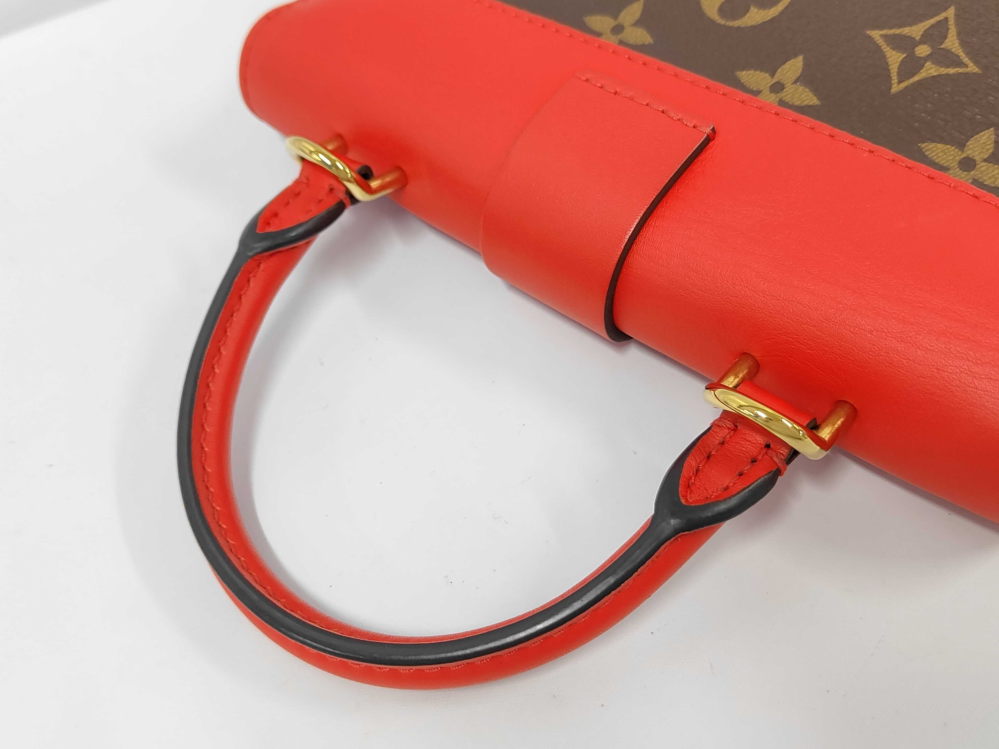 Lockit Red M44322 Handbag — view 5