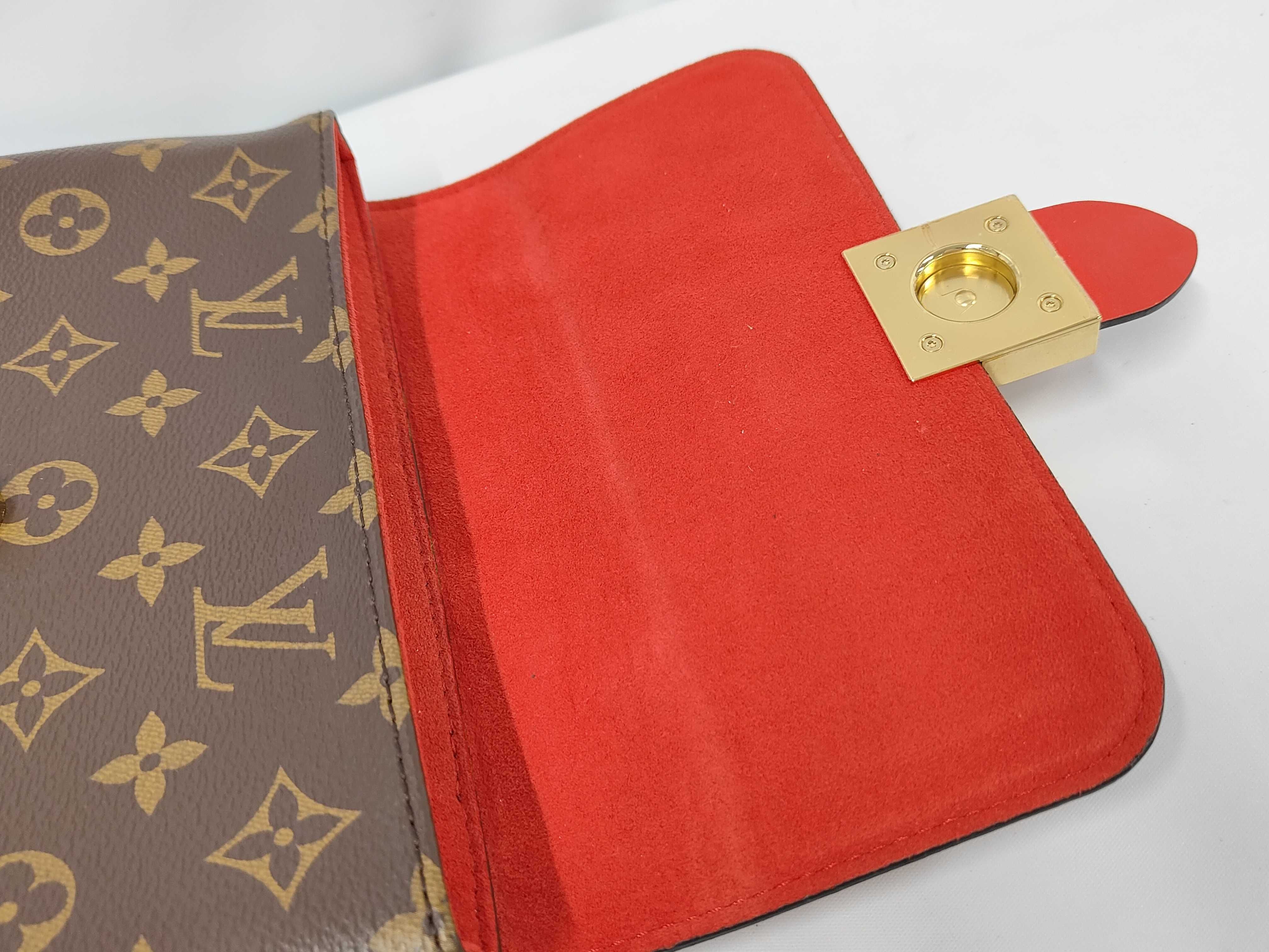 Lockit Red M44322 Handbag — view 8
