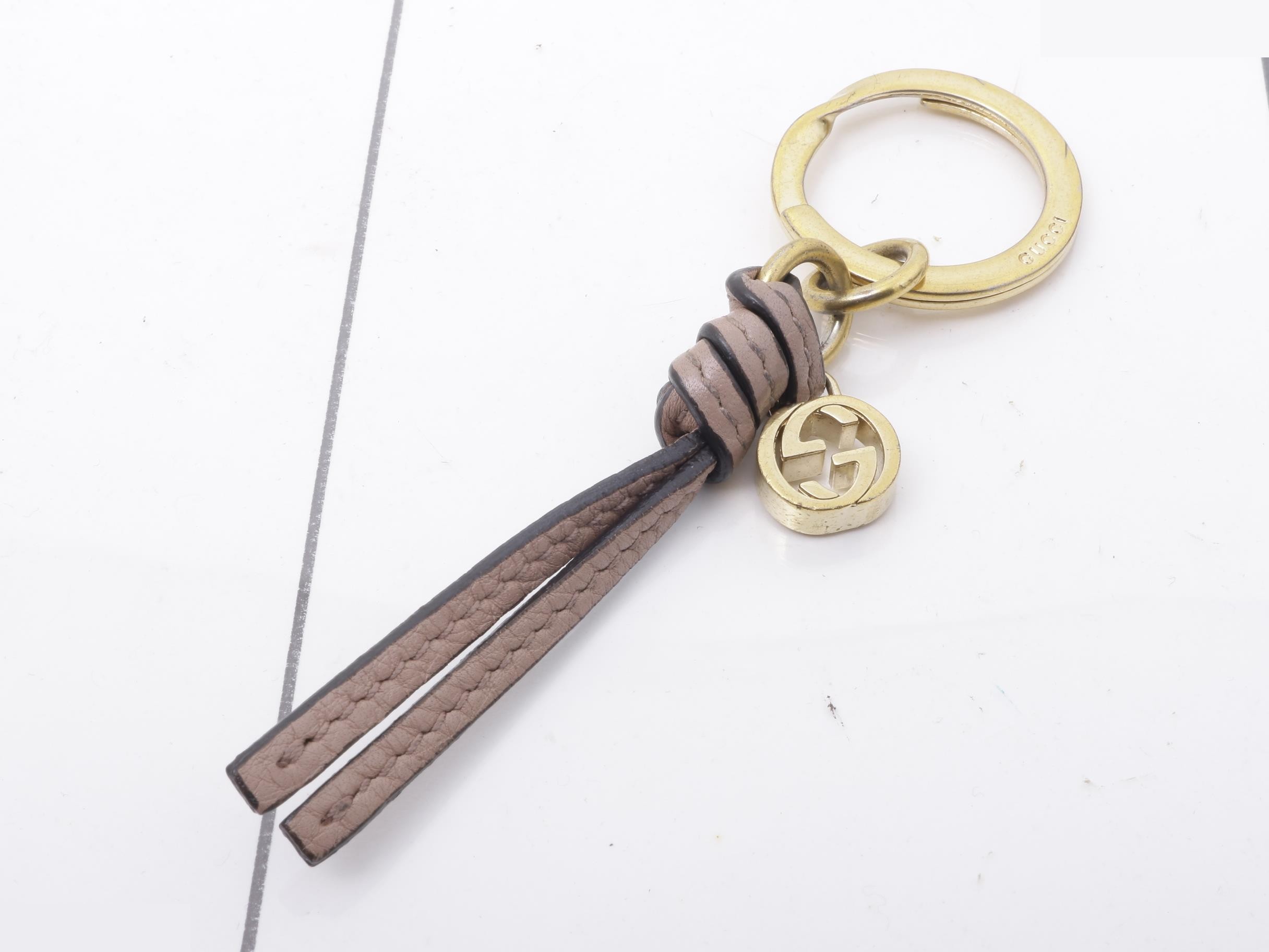 Interlocking Keyring Leather