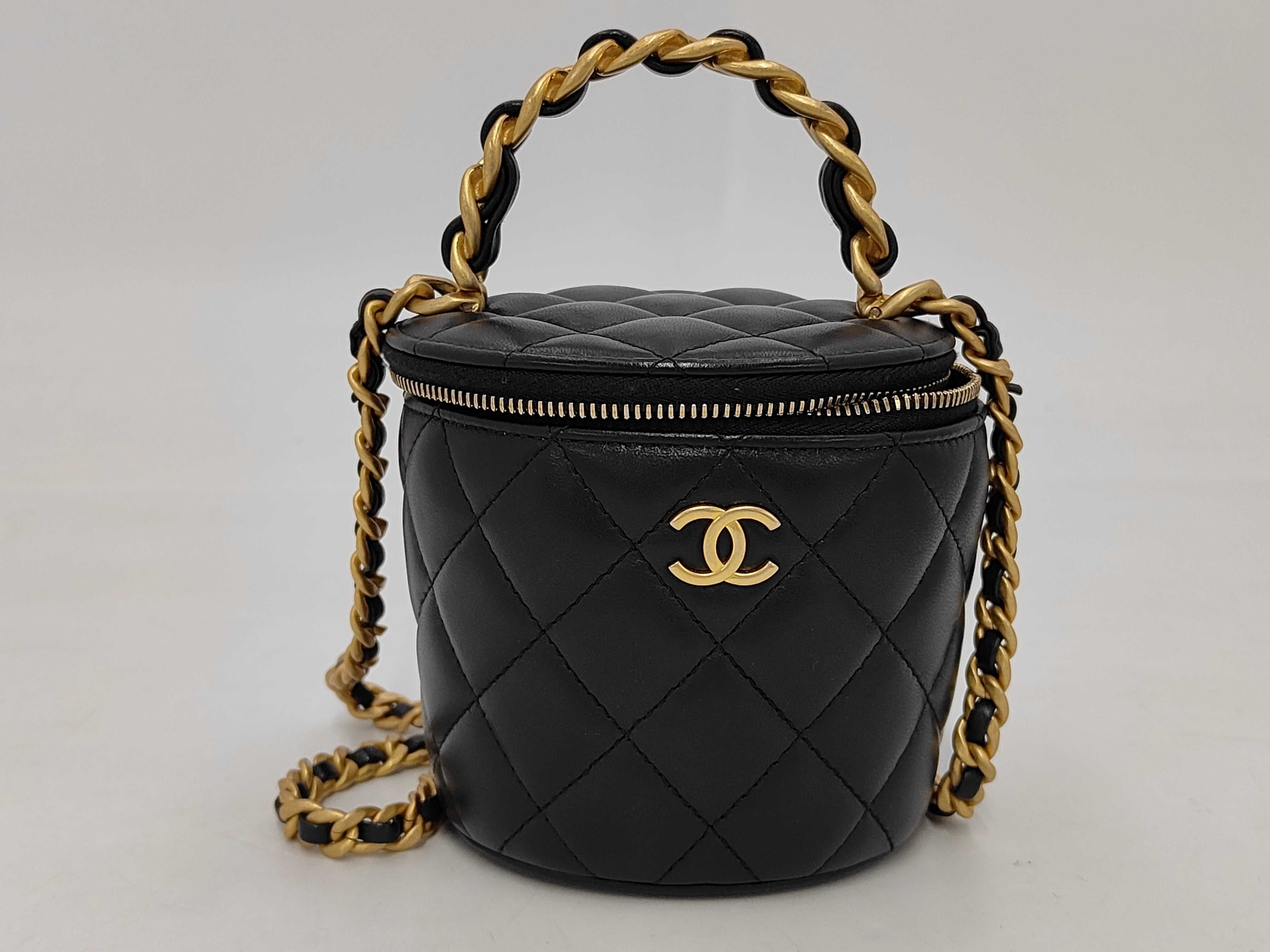 Matelassé Mini Vanity Pouch Chain Shoulder Bag
