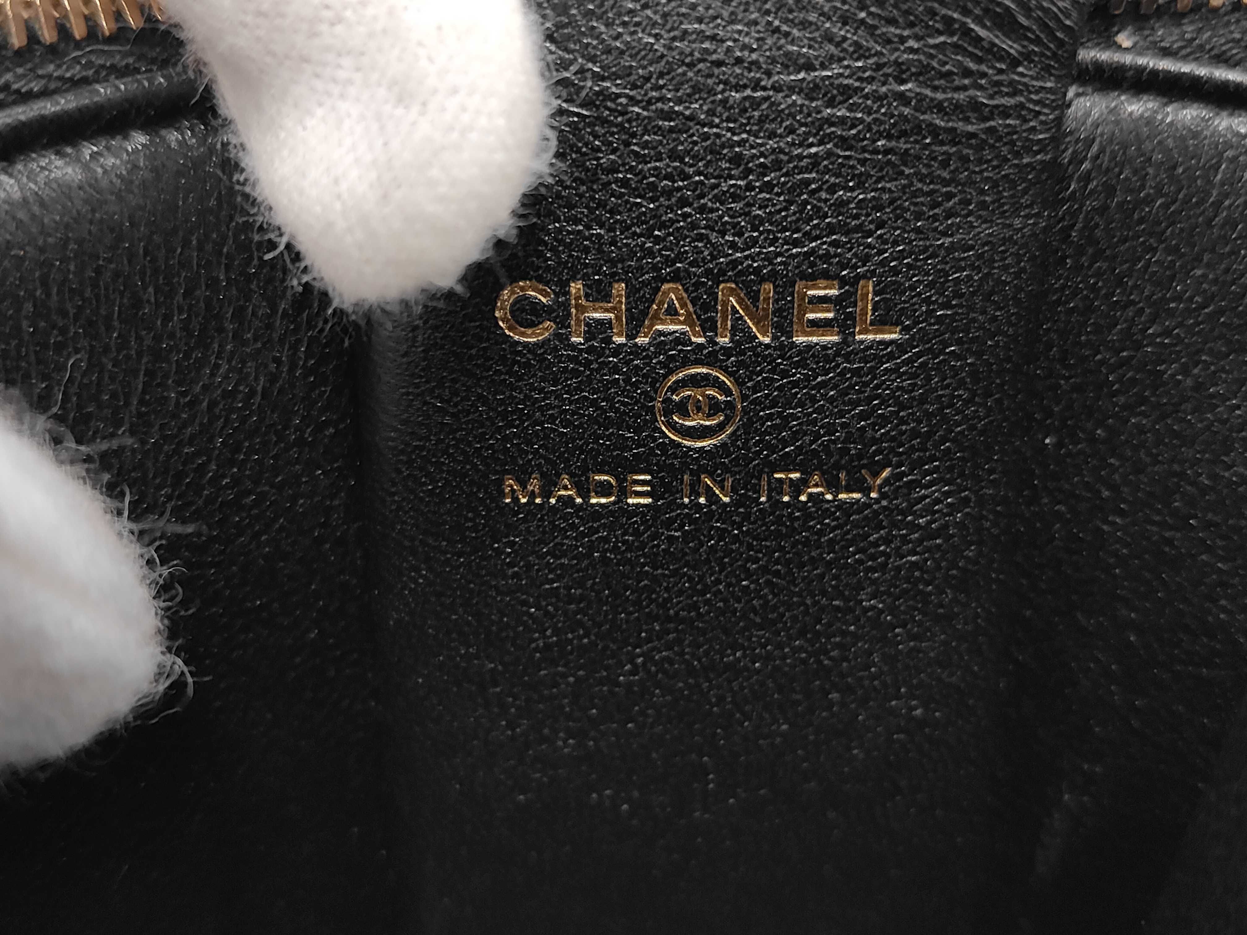 Matelassé Mini Vanity Pouch Chain Shoulder Bag — view 9