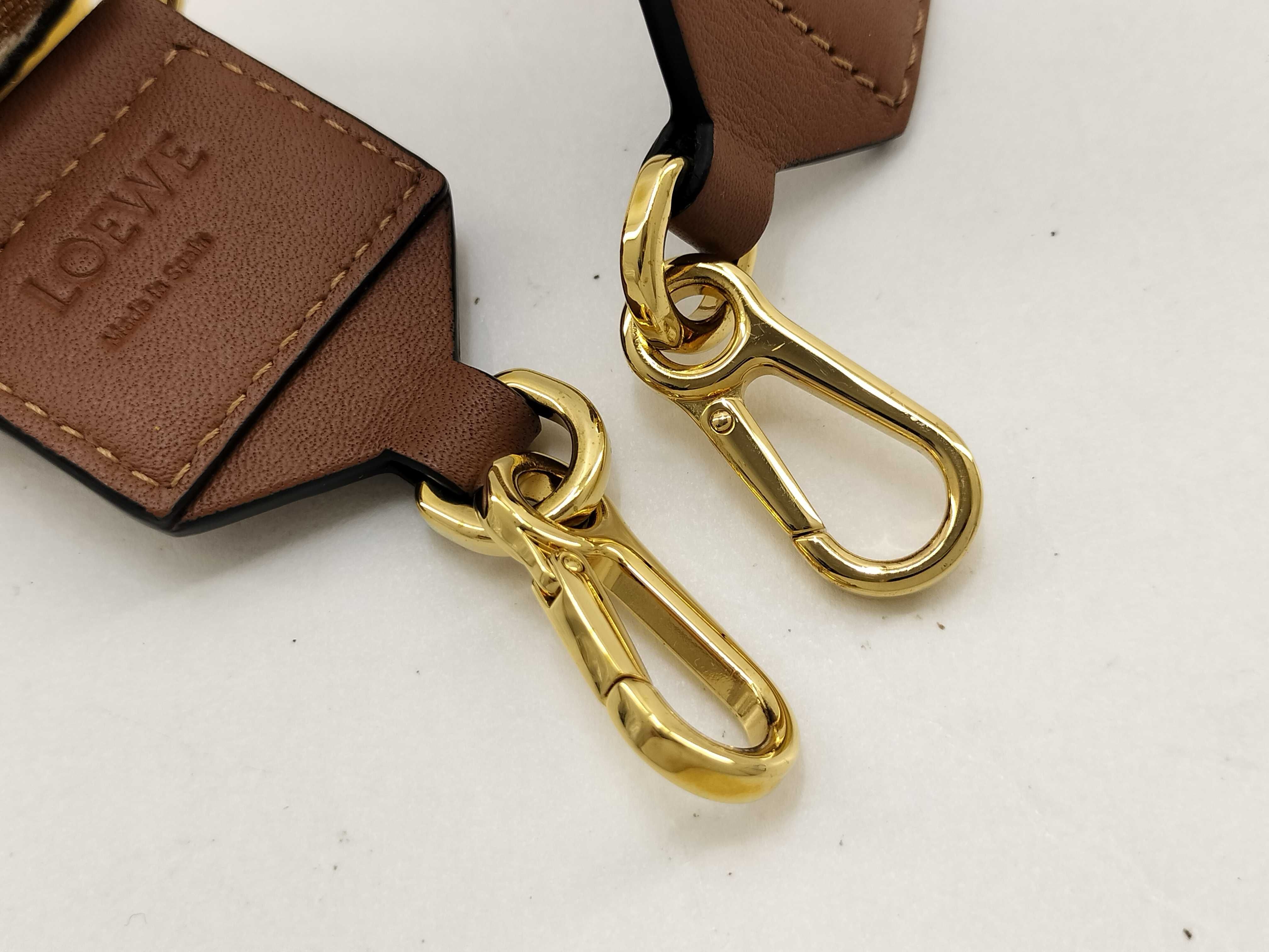 shoulder strap, Anagram design, canvas and leather, brown, gold hardware. — view 7