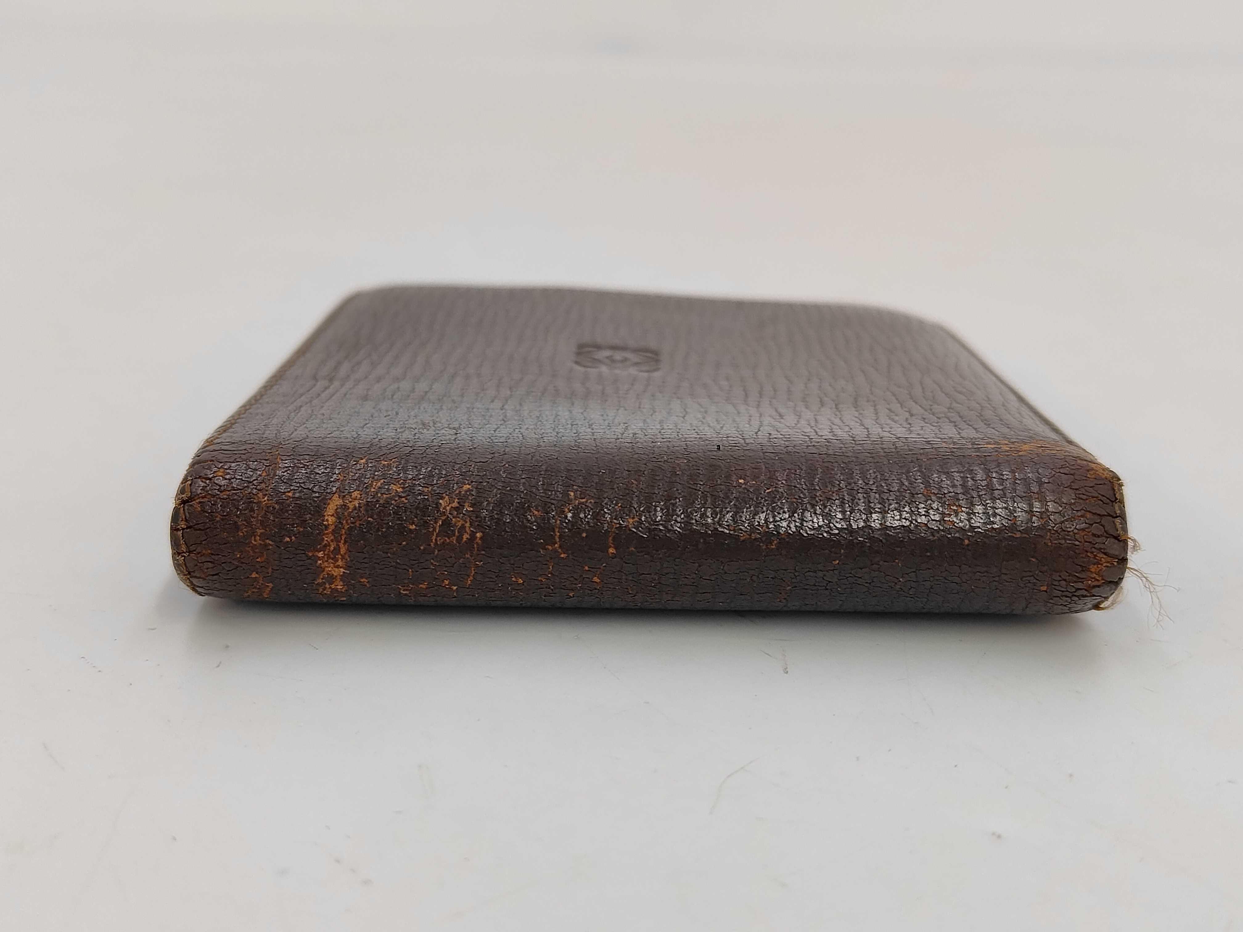 wallet — view 5