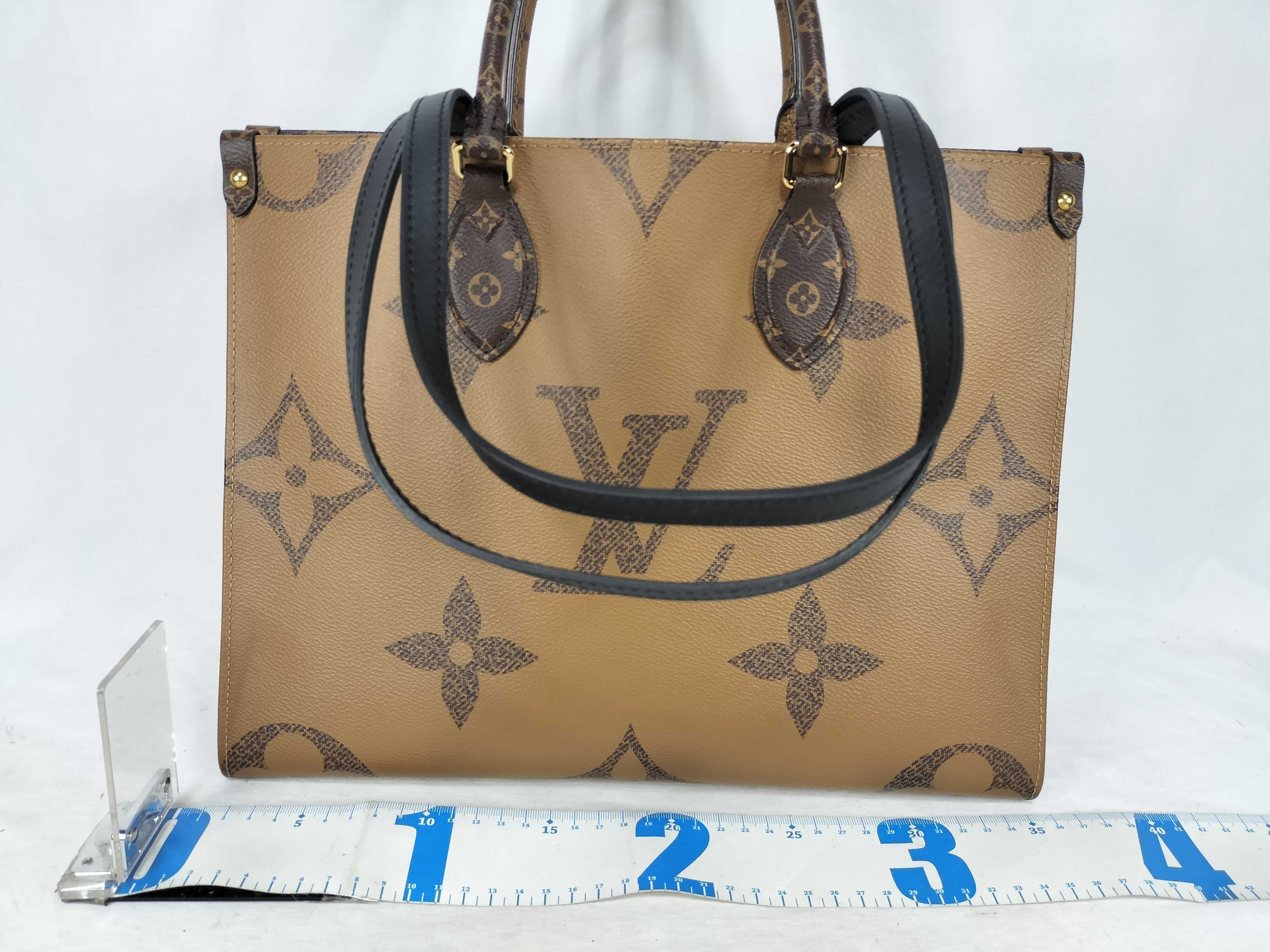 Monogram Louis Vuitton Monogram OnTheGo M45321 LM3210 Tote Bag — view 2