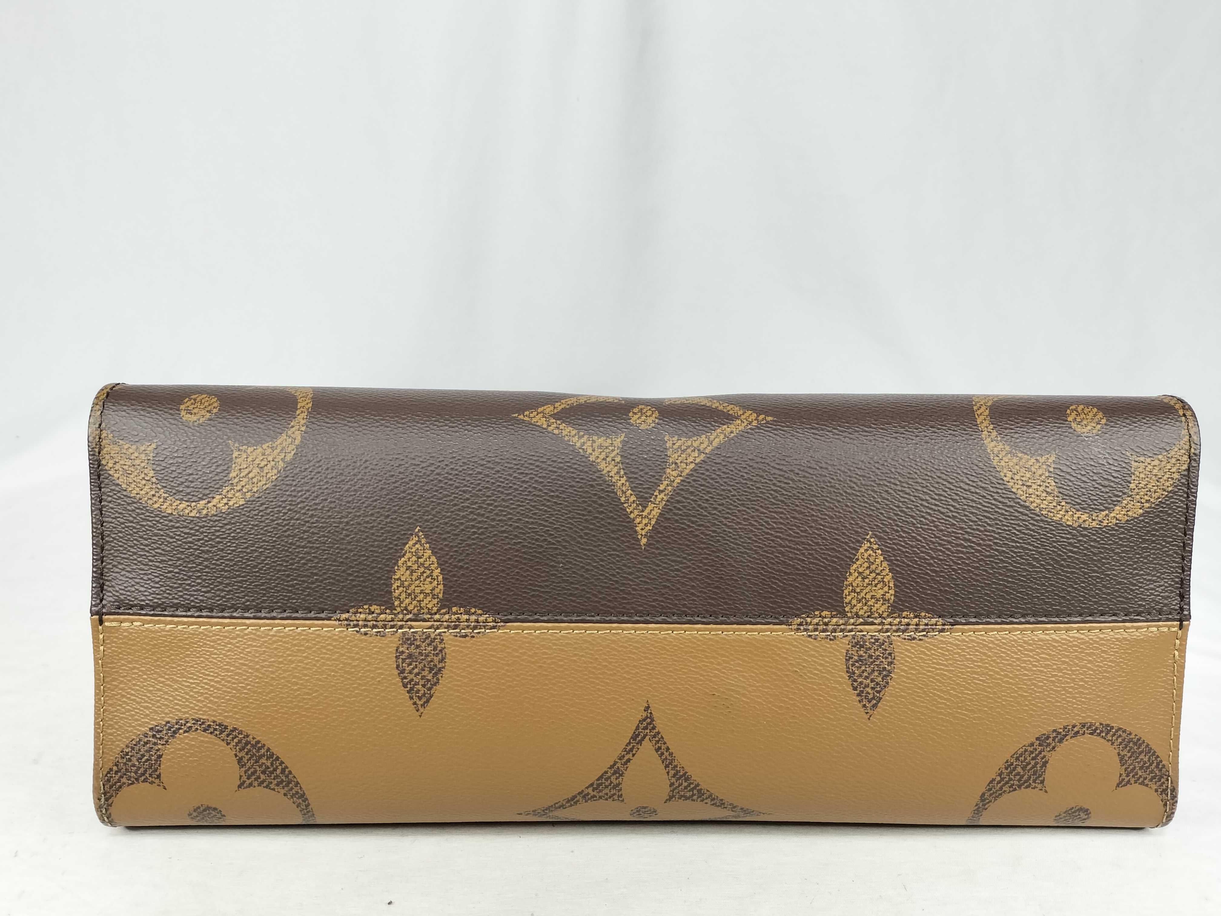 Monogram Louis Vuitton Monogram OnTheGo M45321 LM3210 Tote Bag — view 8