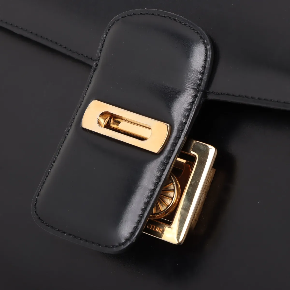 Carriage Metal Leather Shoulder Bag Black — view 13