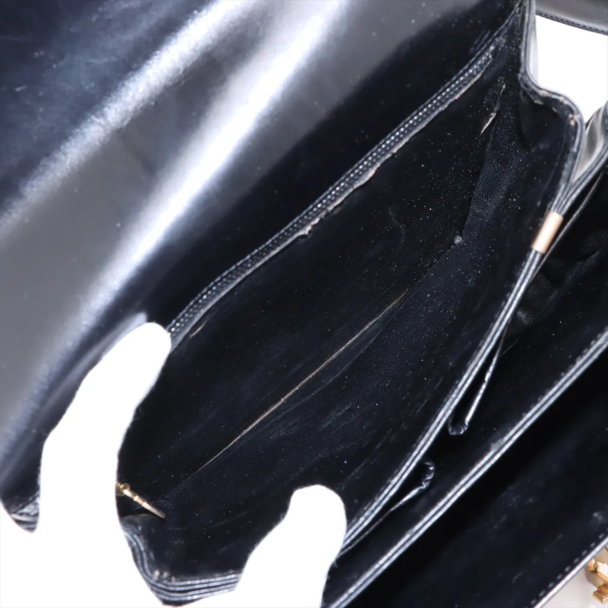 Carriage Metal Leather Shoulder Bag Black — view 8