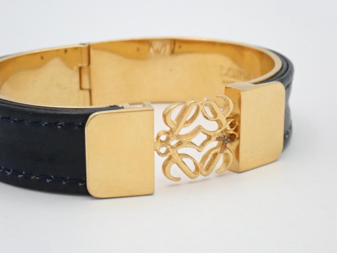 Anagram Bangle, wrist circumference approximately 17.5 cm — view 3