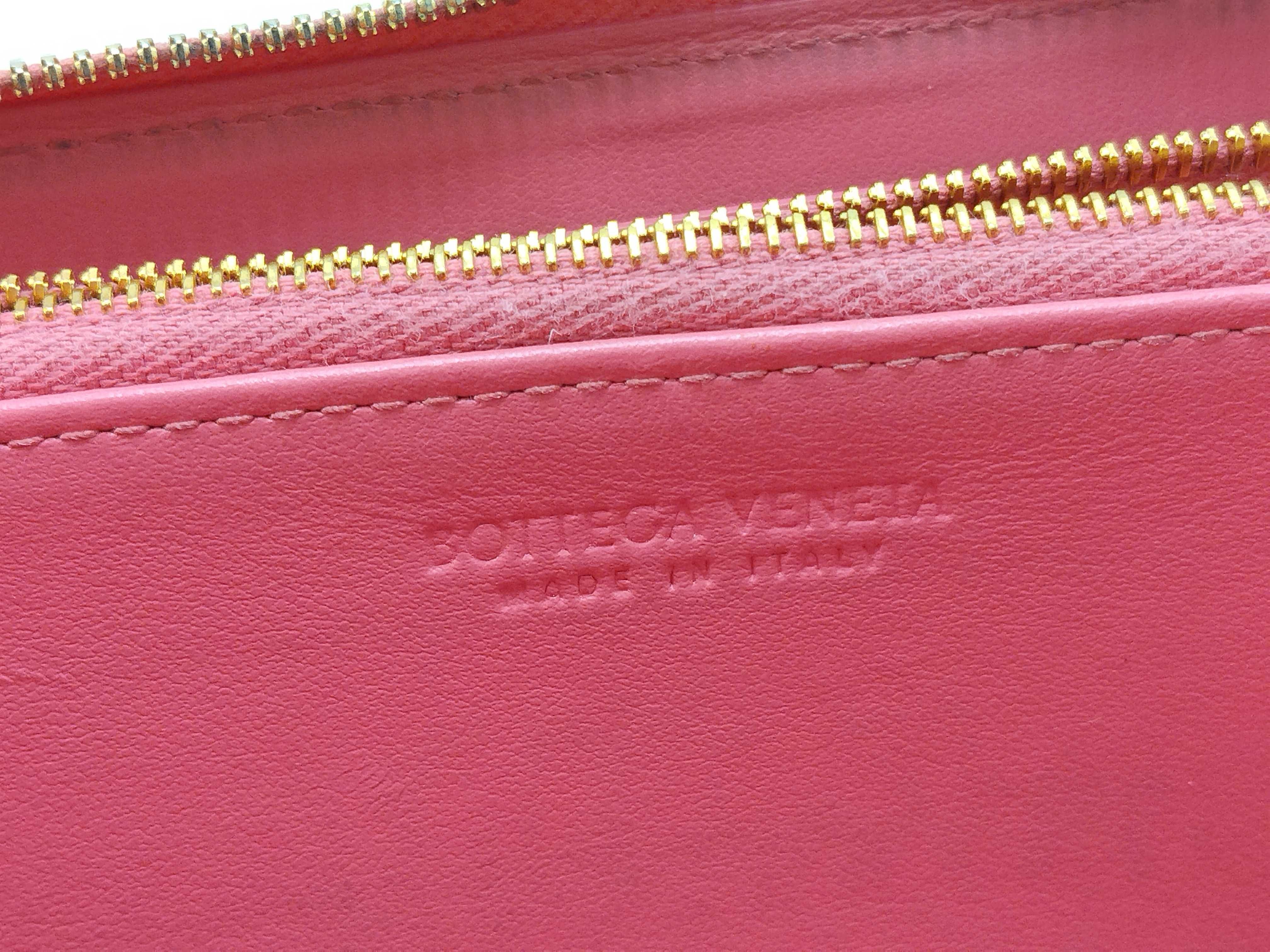 Intrecciato Long Wallet, Pink — view 14
