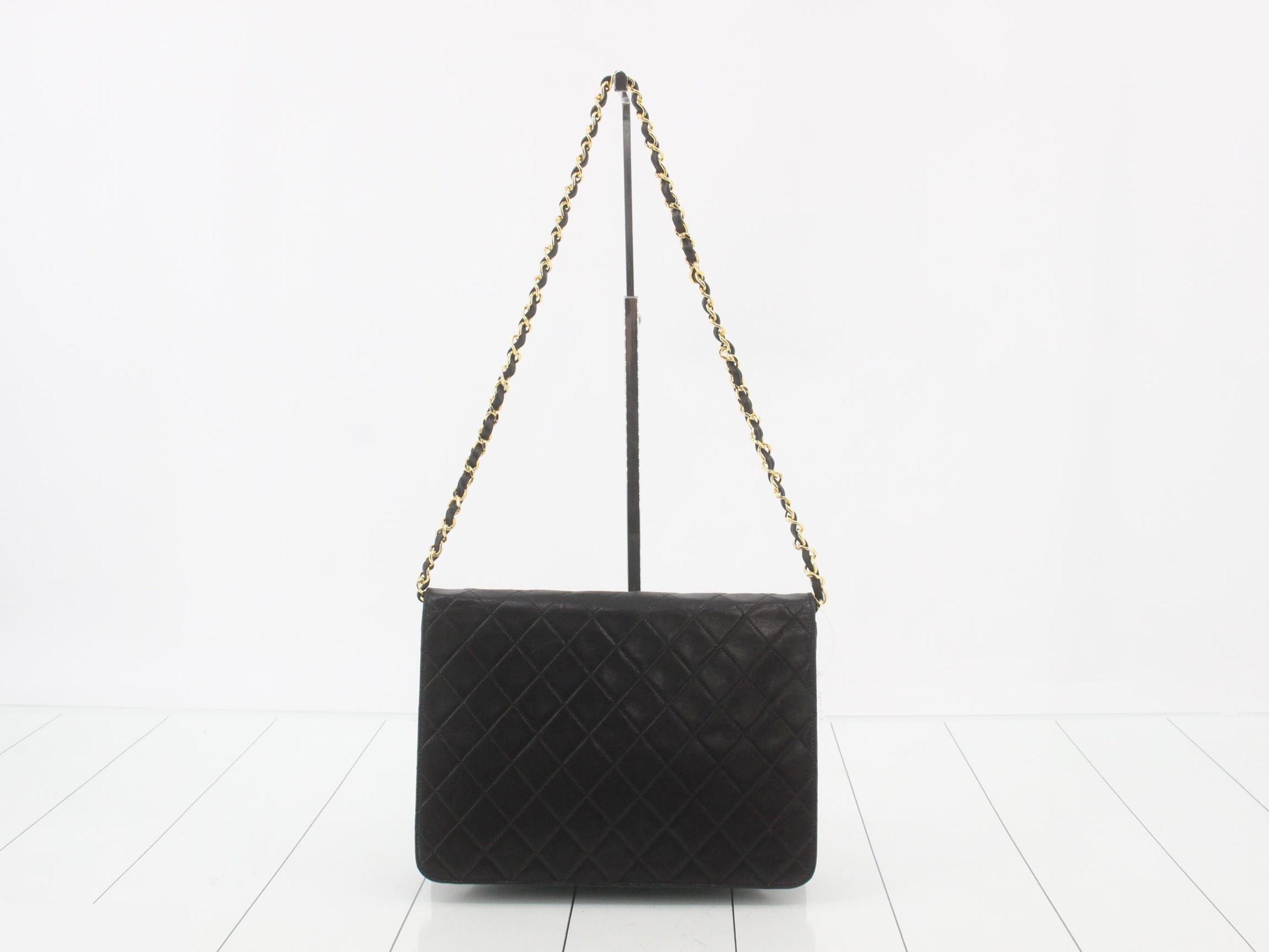 Matelassé (bag) - Shoulder bag — view 2