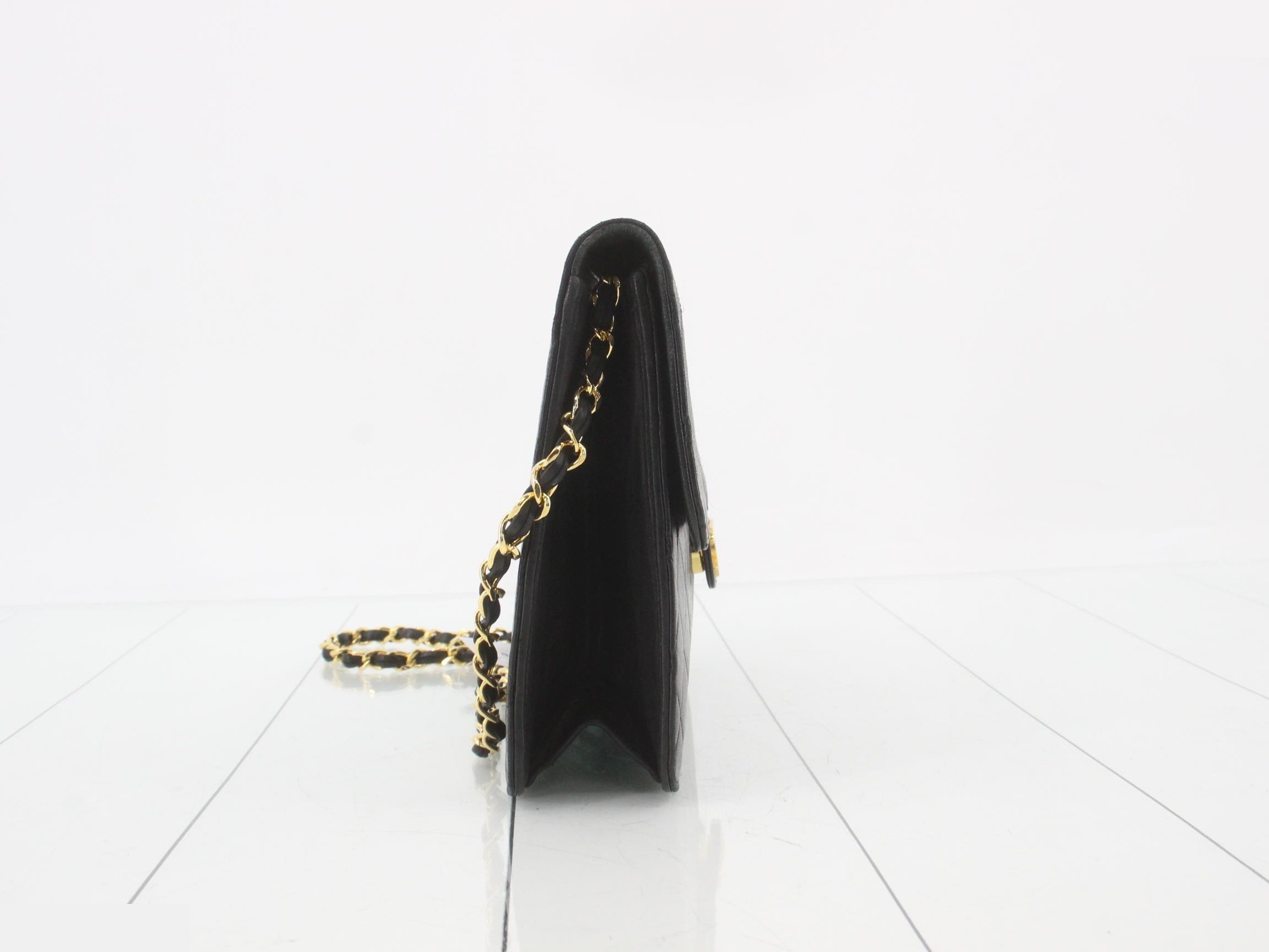 Matelassé (bag) - Shoulder bag — view 4