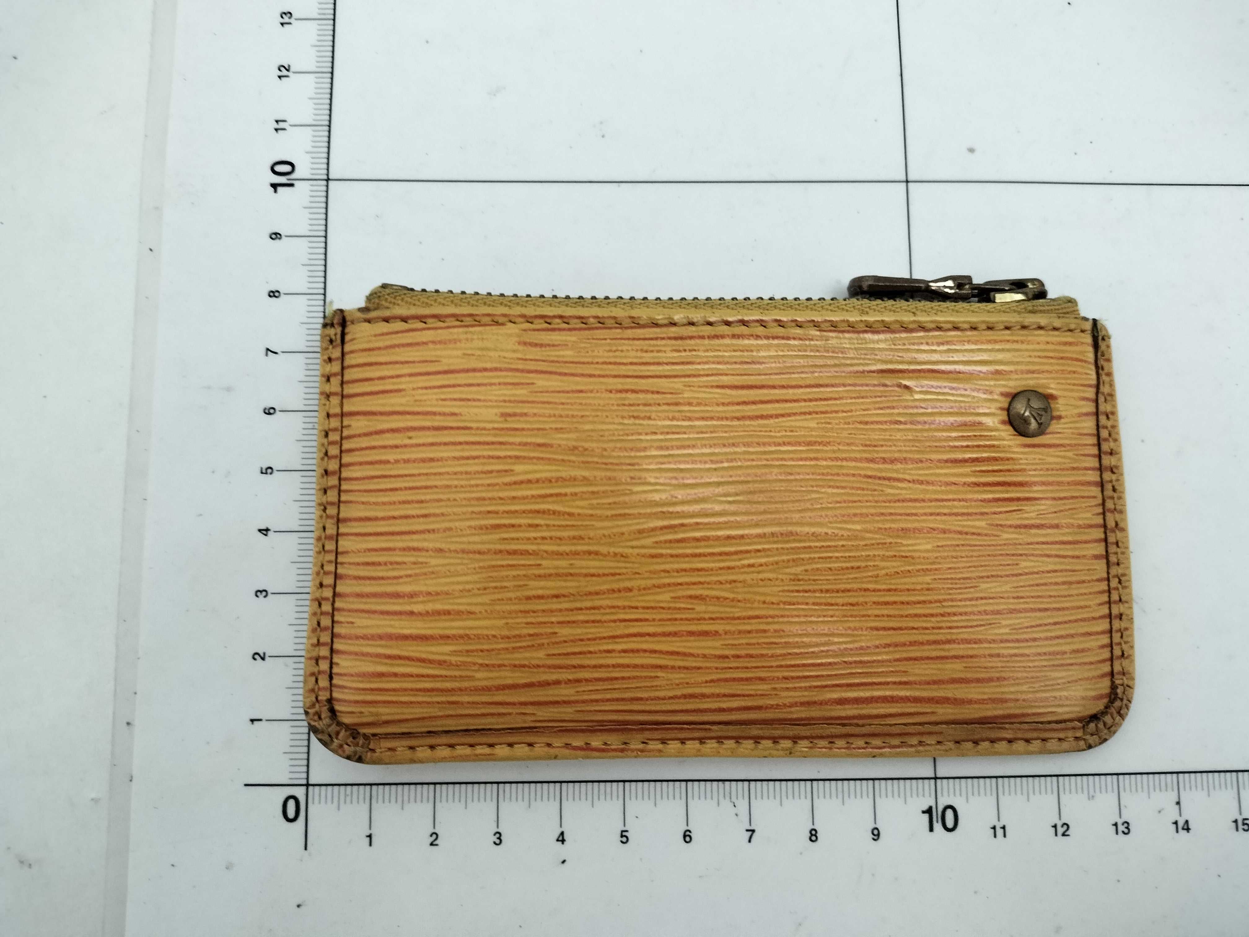 Epi Pochette Cleat Coin Case Coin Purse MI09*3 M63809 Coin Case — view 2