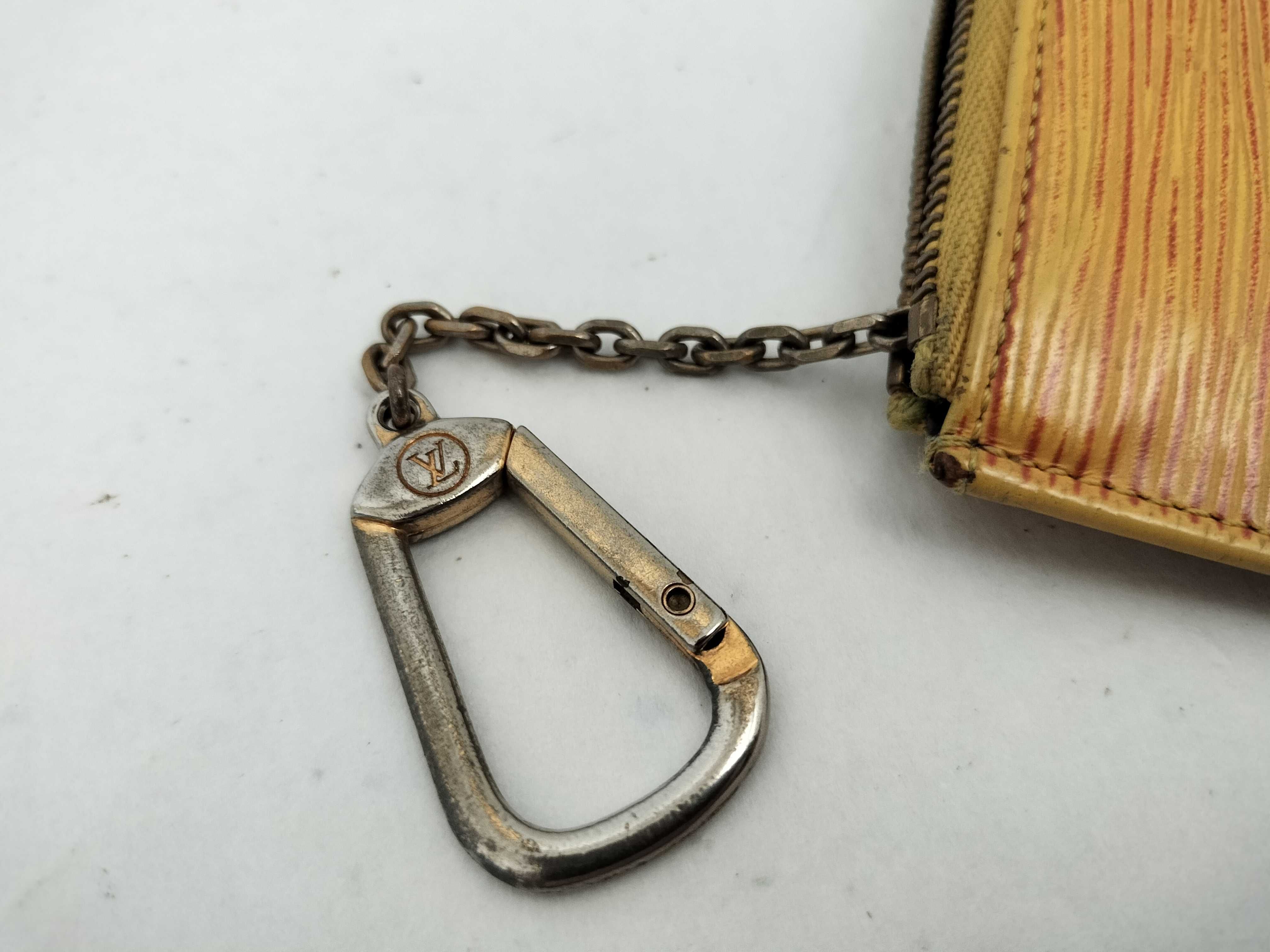 Epi Pochette Cleat Coin Case Coin Purse MI09*3 M63809 Coin Case — view 12