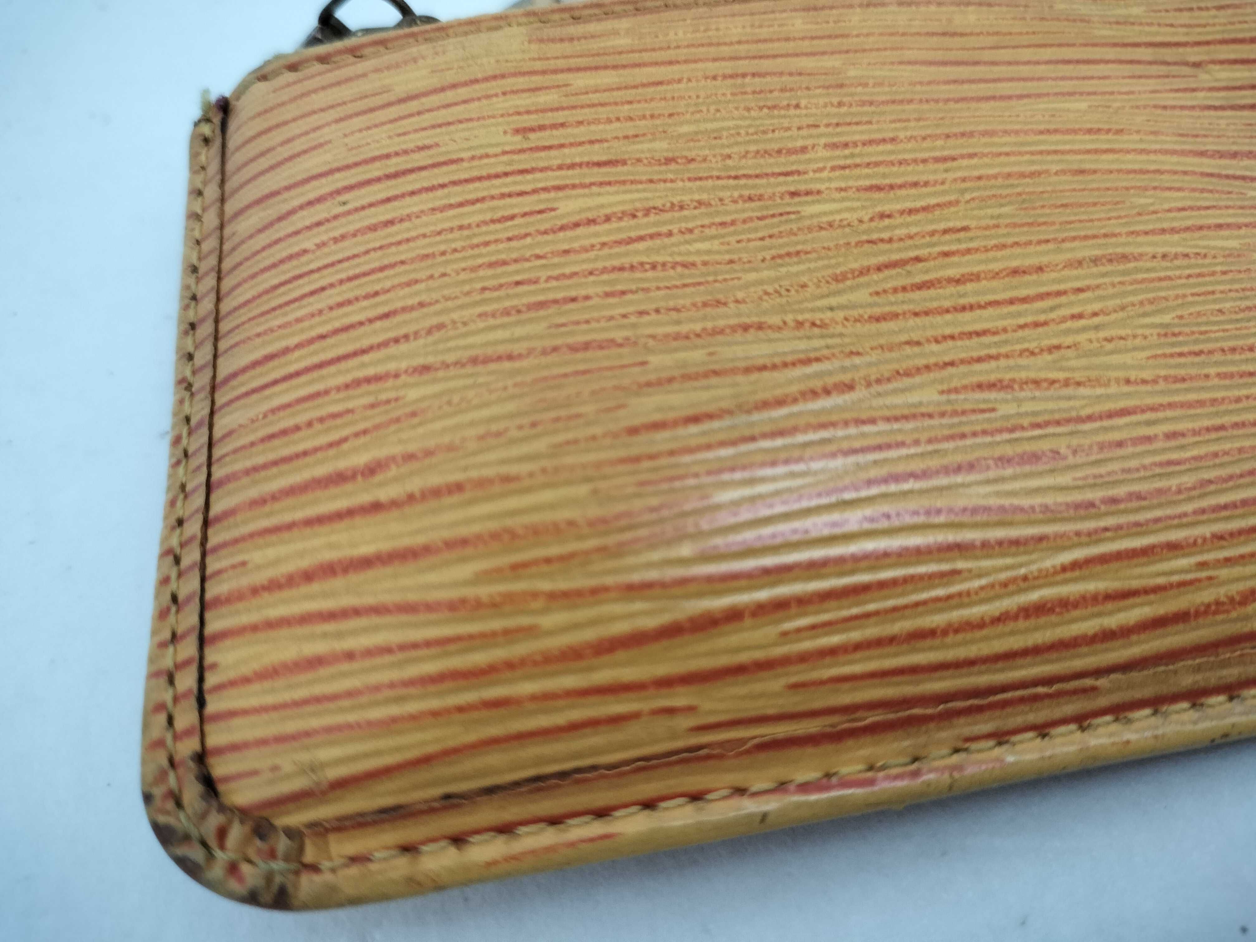 Epi Pochette Cleat Coin Case Coin Purse MI09*3 M63809 Coin Case — view 14