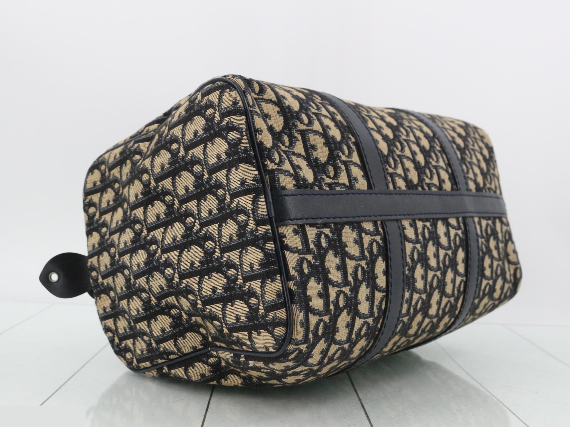 handbag — view 5