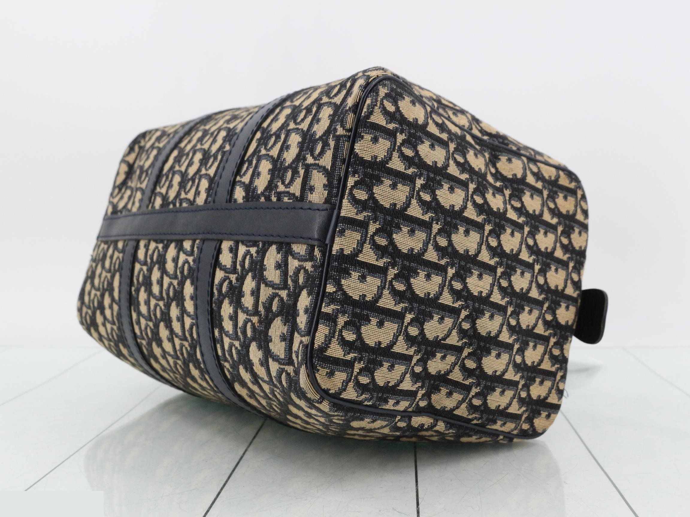 handbag — view 6