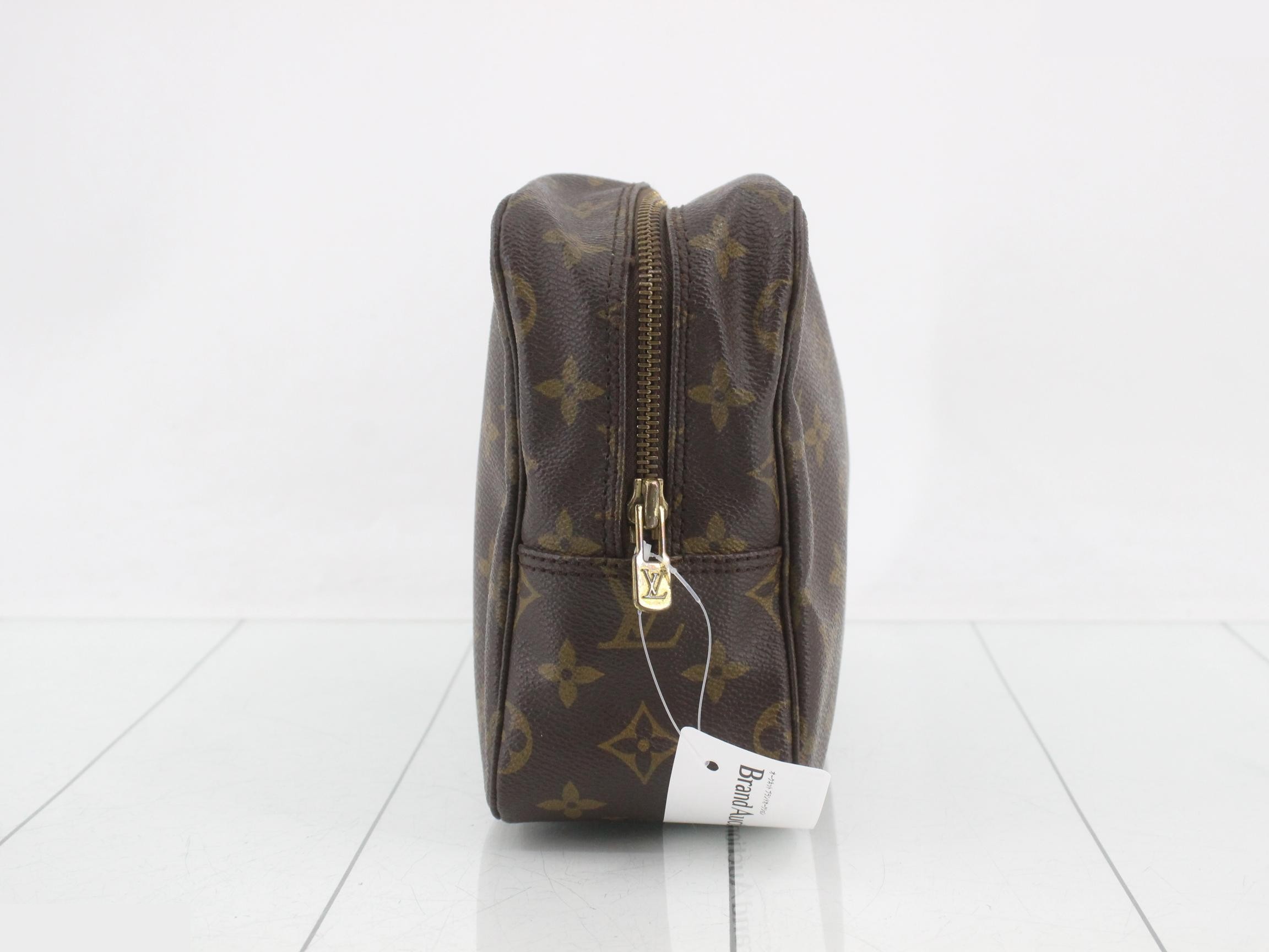 Monogram Trousse Toilette 28 — view 4