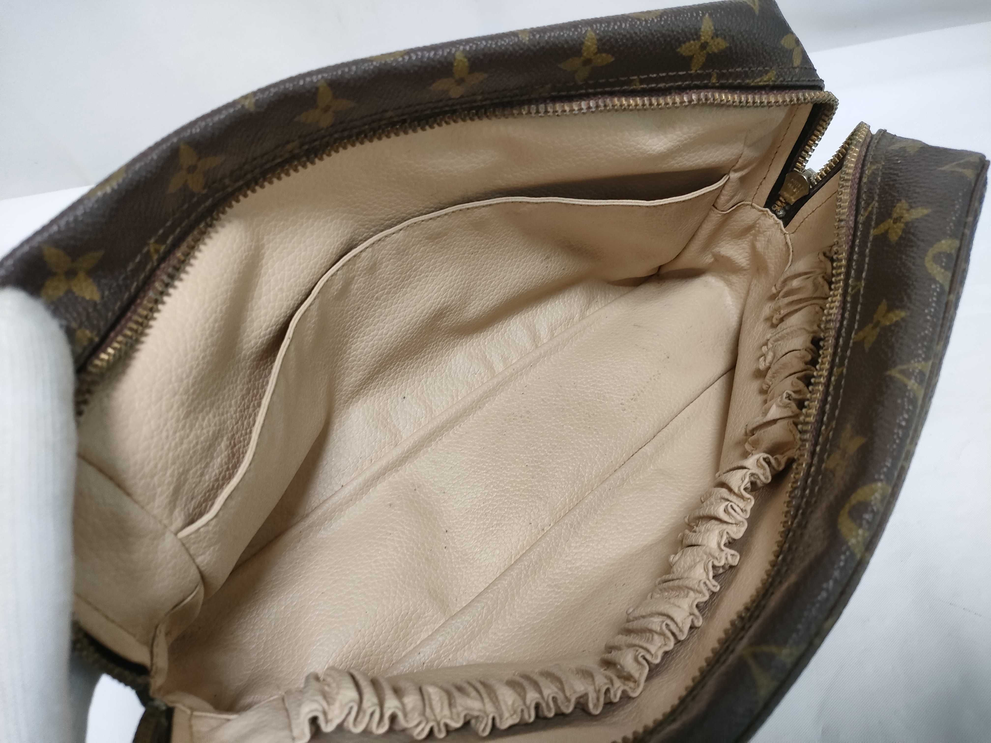 Monogram M47522 Trousse Toilette 28 Second Bag — view 7