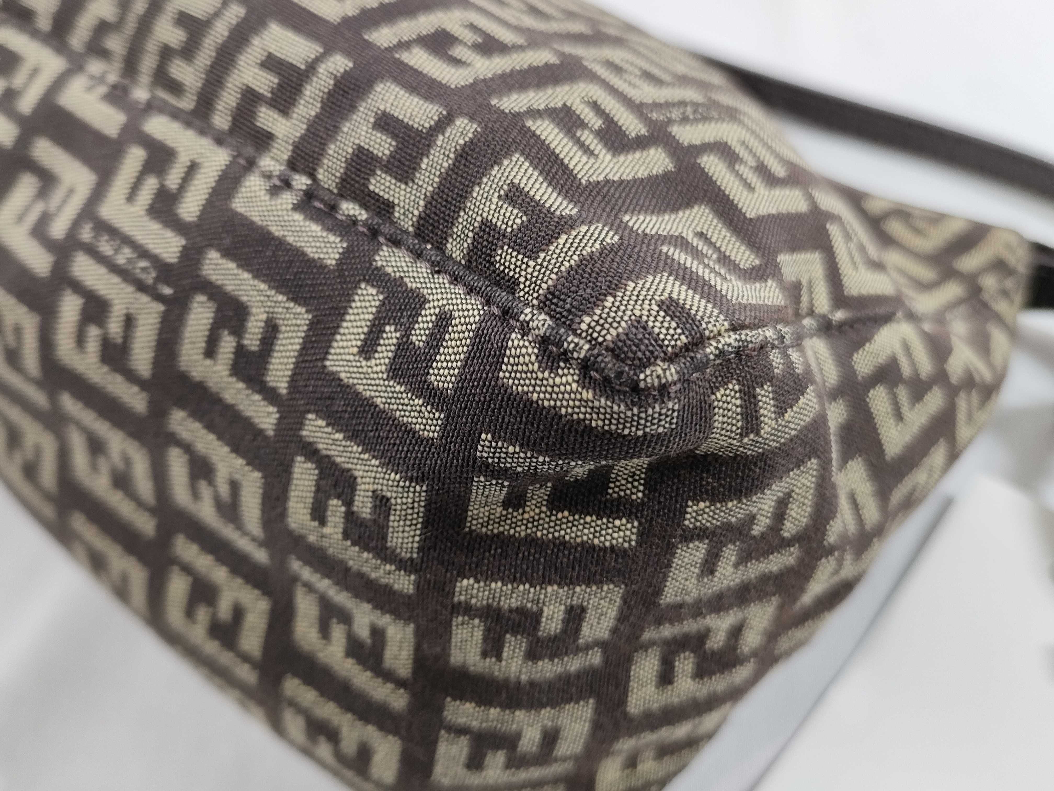 handbag — view 6