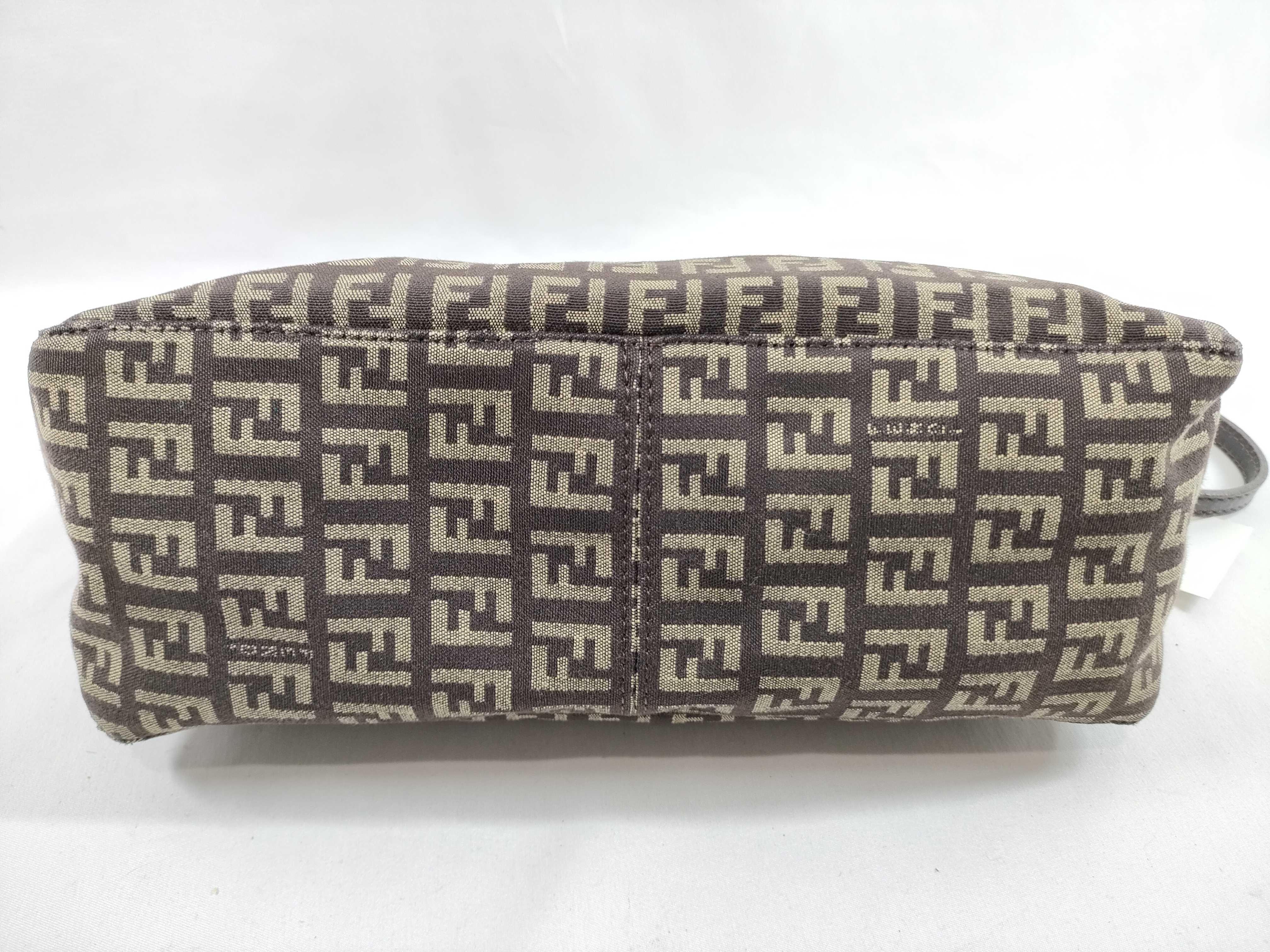 handbag — view 7