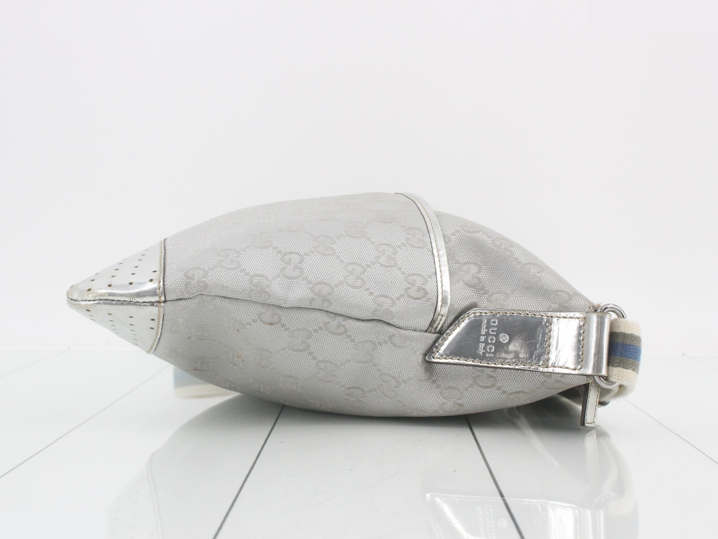 GG Canvas (Bag) - Shoulder Bag — view 3