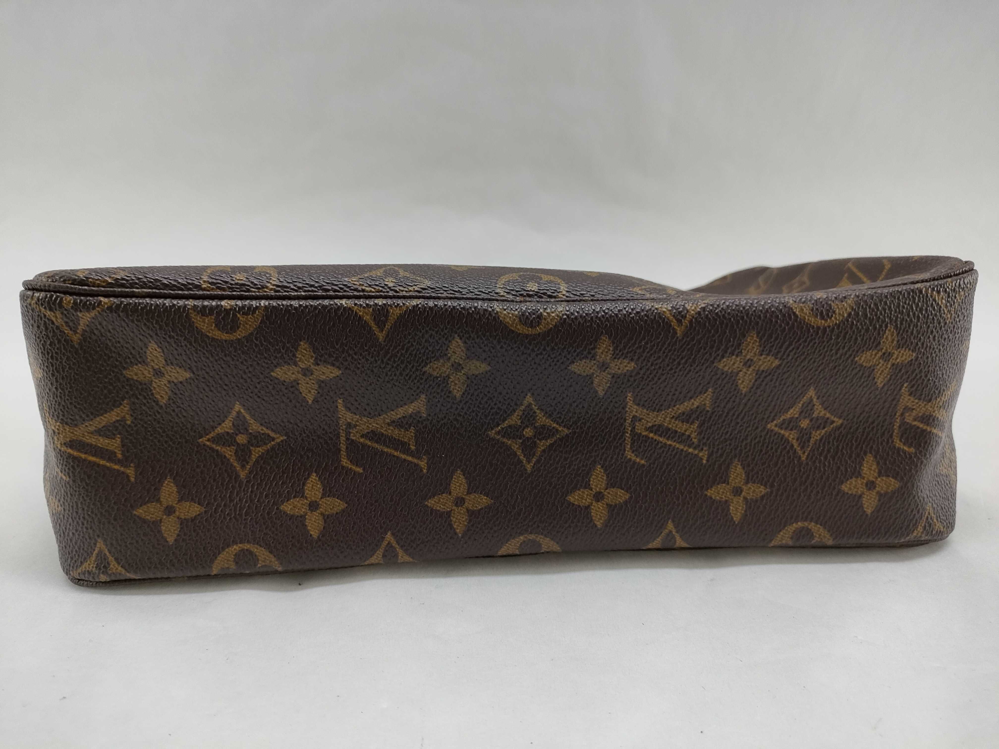 Monogram Louis Vuitton Monogram Trousse Toilette 28 Pouch — view 5