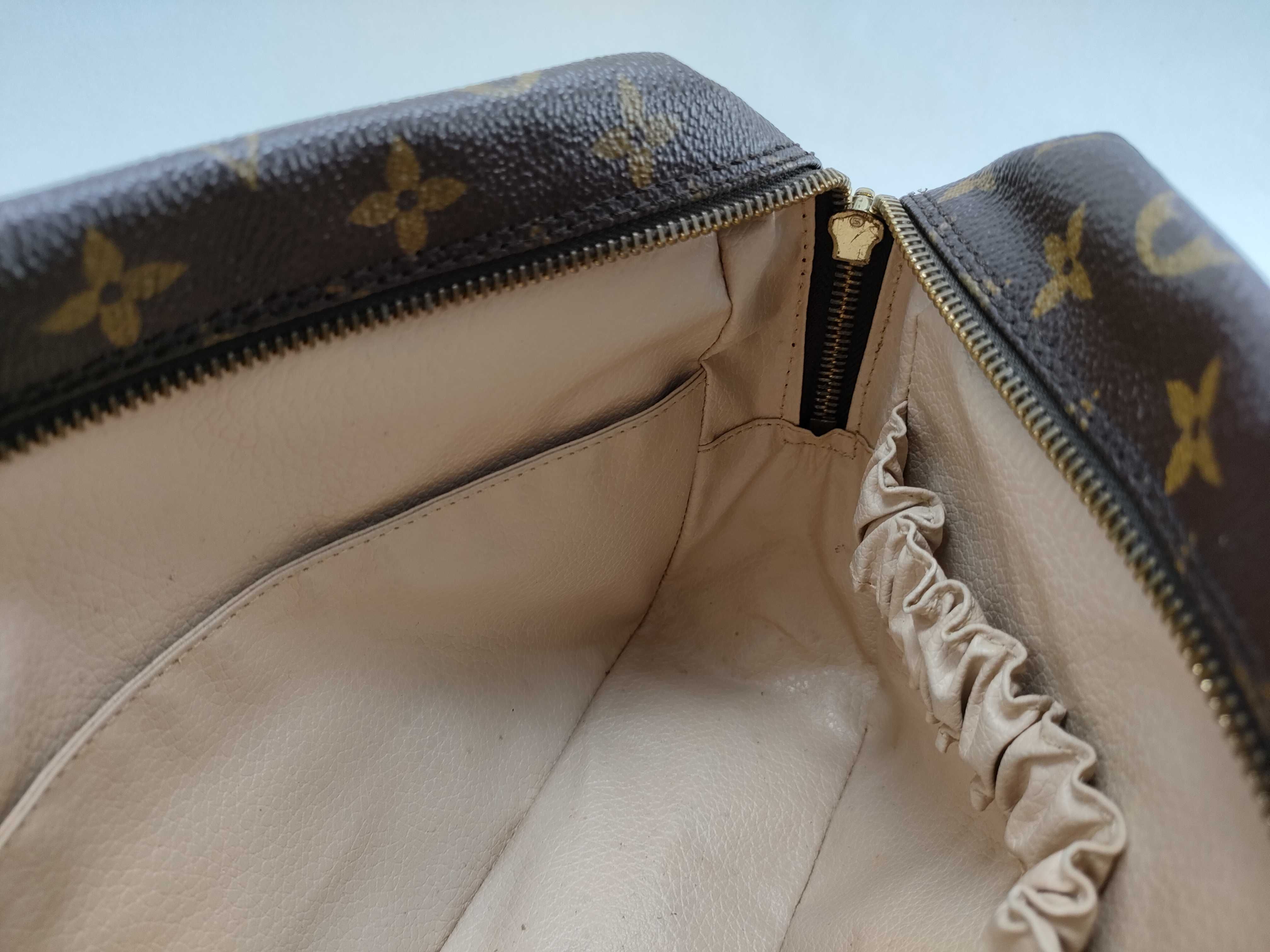 Monogram Louis Vuitton Monogram Trousse Toilette 28 Pouch — view 6