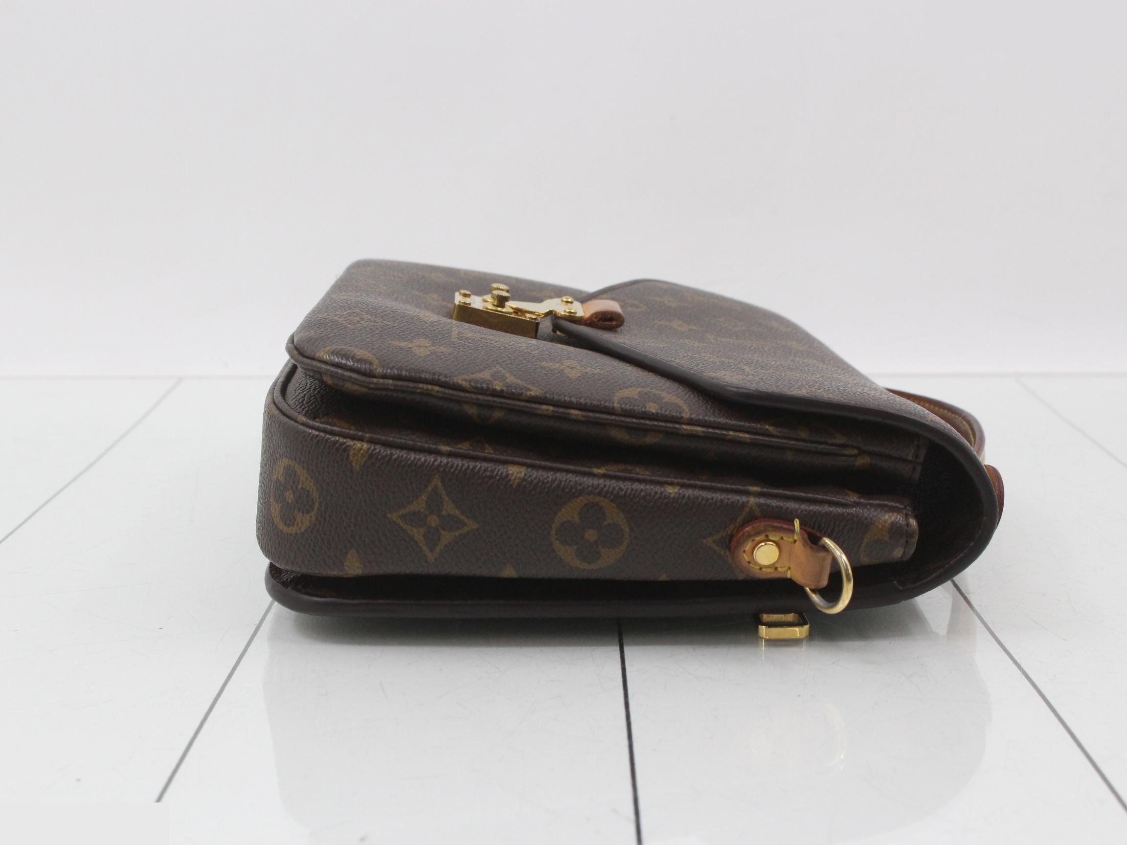 Monogram Pochette Metis MM 2-Way Handbag — view 3
