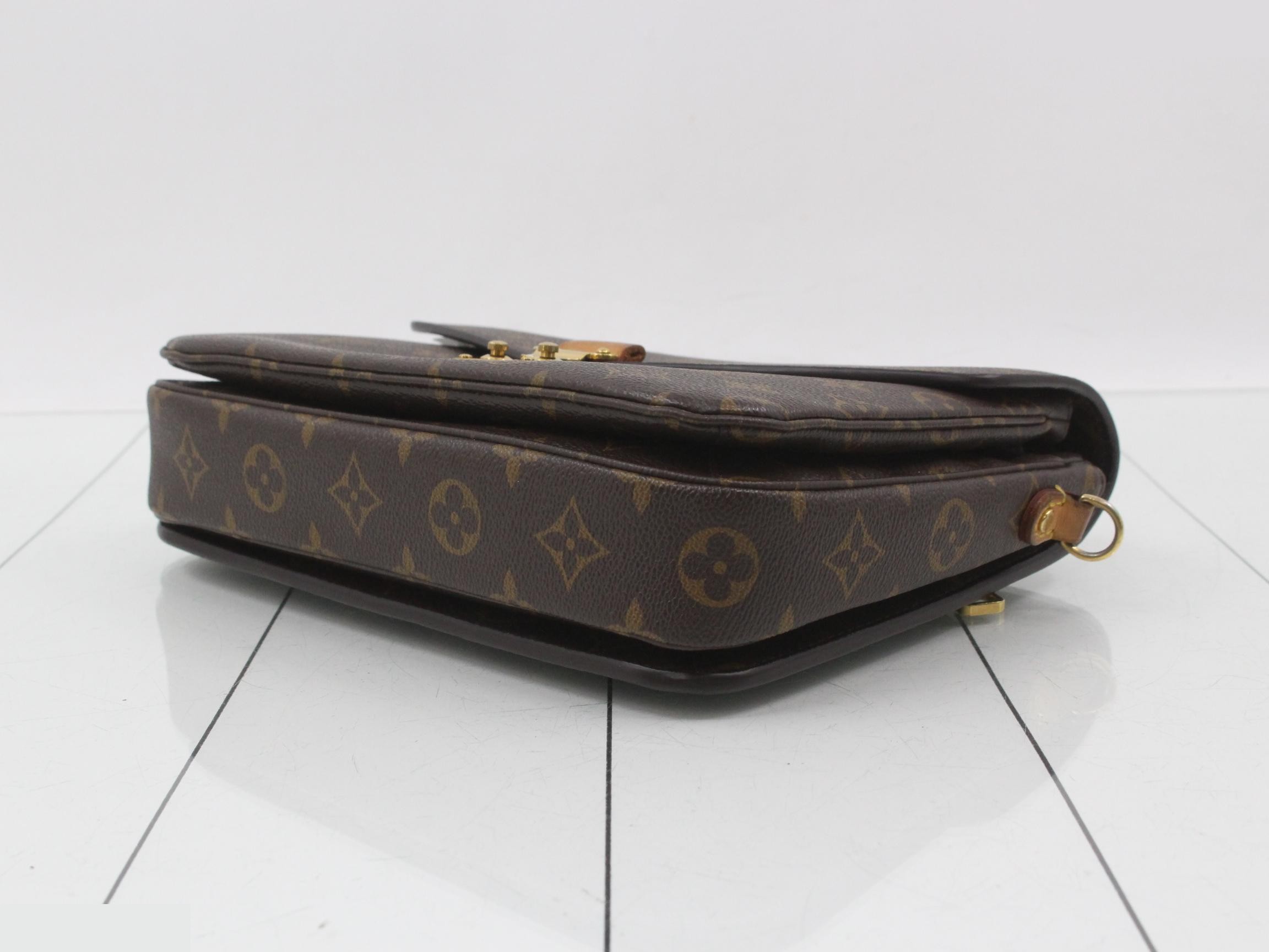 Monogram Pochette Metis MM 2-Way Handbag — view 6