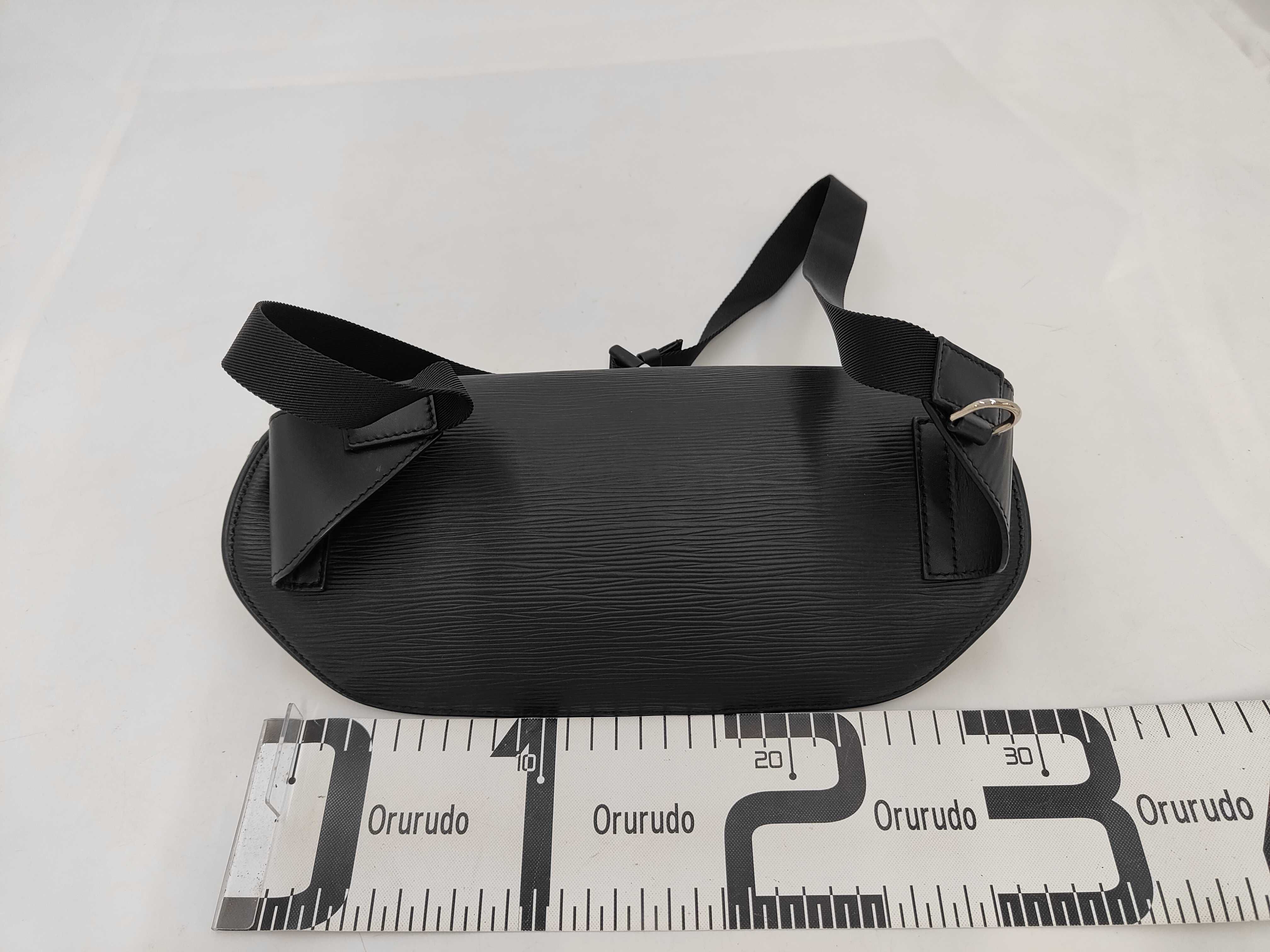 Epi LV Circle Bum Bag Black M53300 NZ0198 RFID verified waist bag — view 2