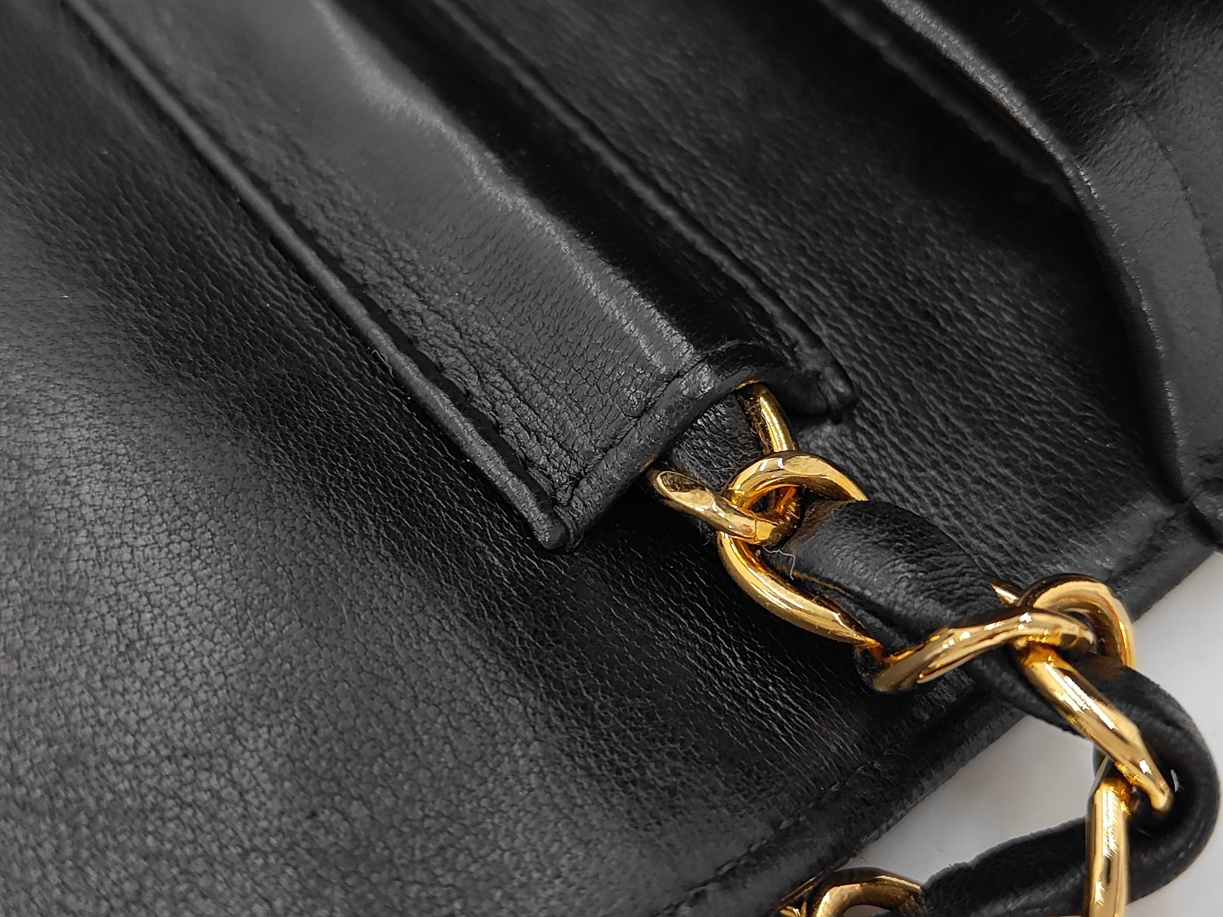 Lambskin Matelassé Push-Lock Shoulder Bag, Black, with Authenticity Card and Seal, Chain, and Box. — view 7