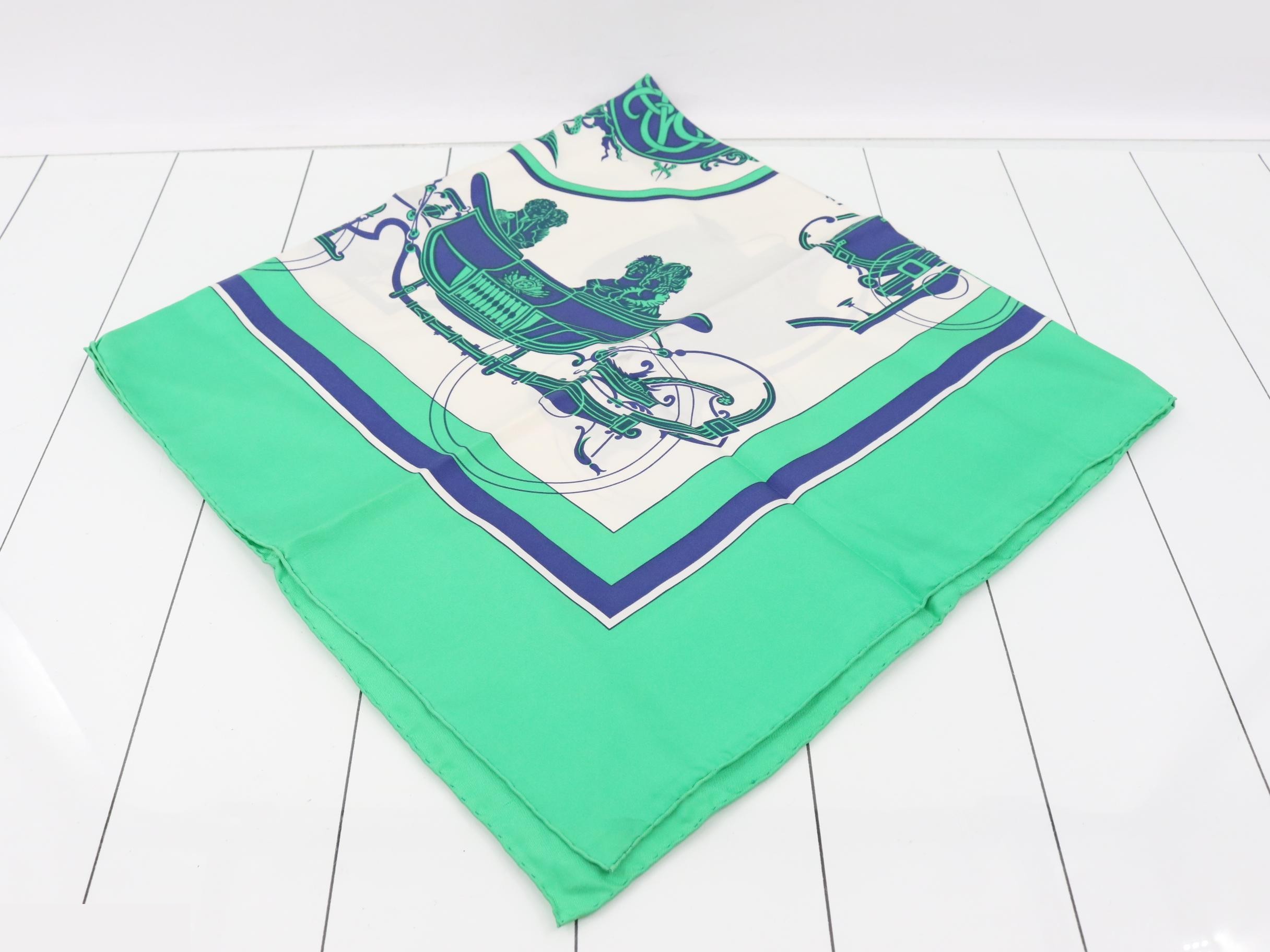 Carre 90 Scarf — view 2