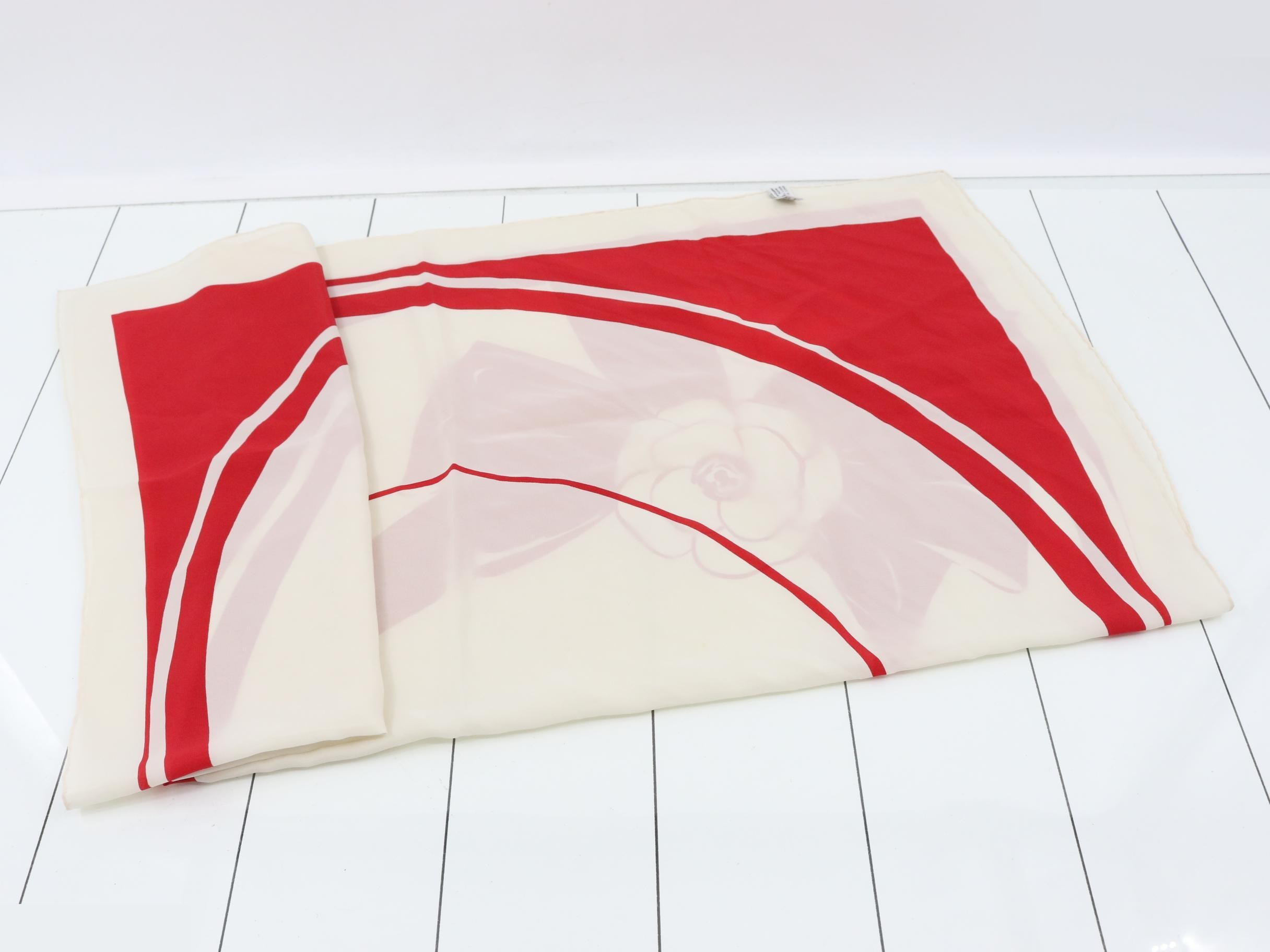 Camellia scarf, white and red, silk — view 3