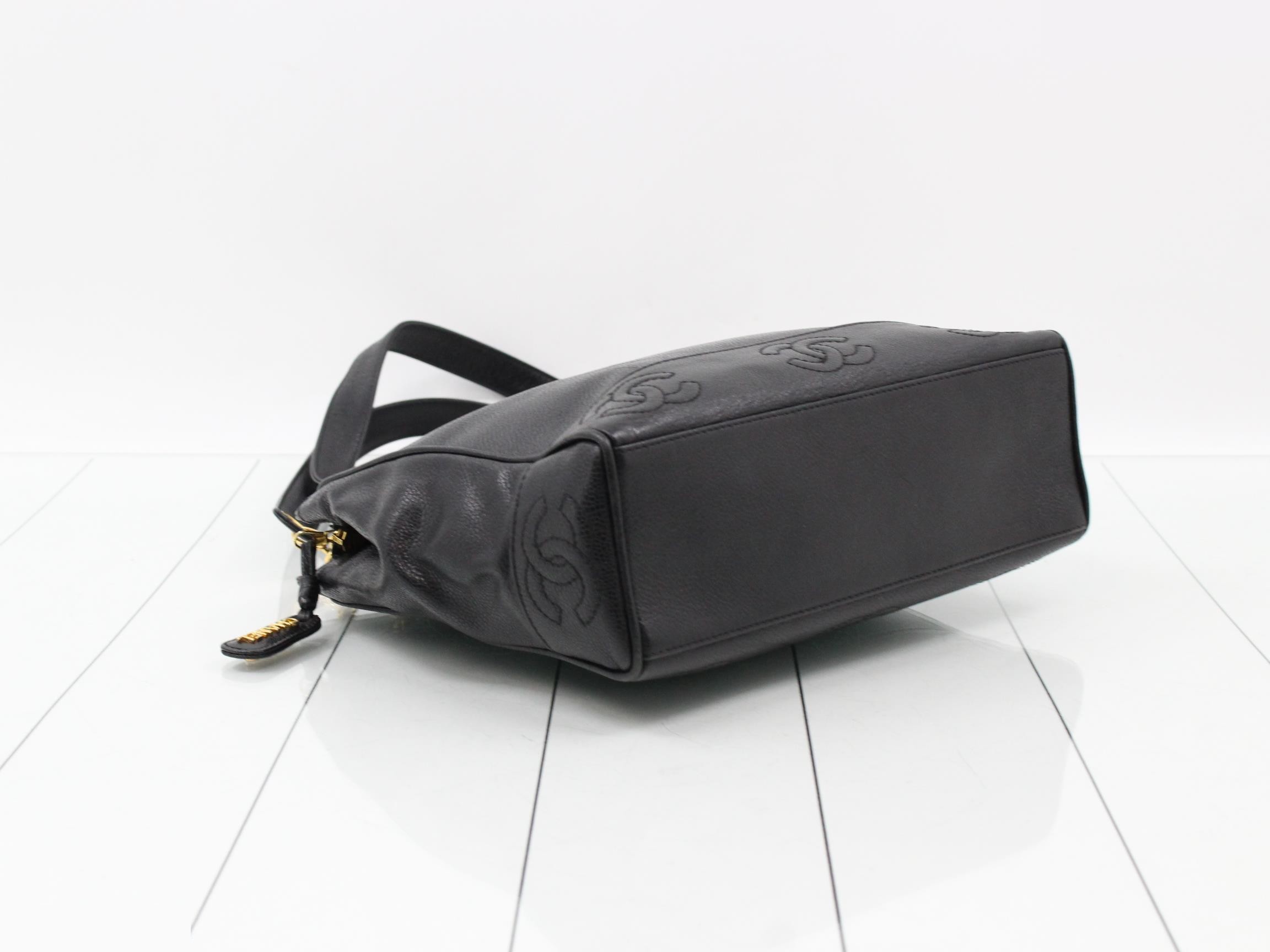Caviar Skin Triple Coco Shoulder Bag, Unit 4 — view 5