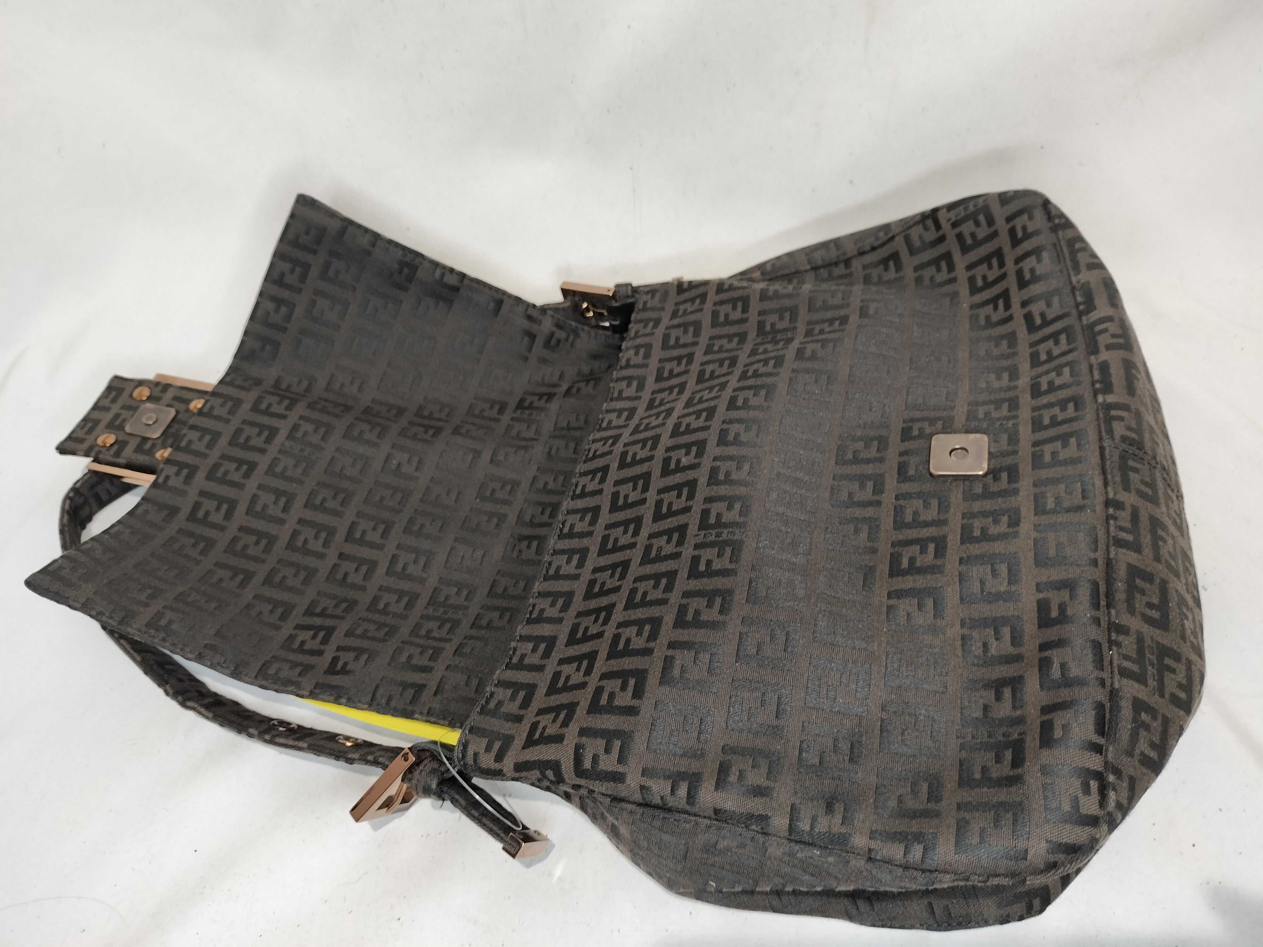 8BR004 Handbag — view 9