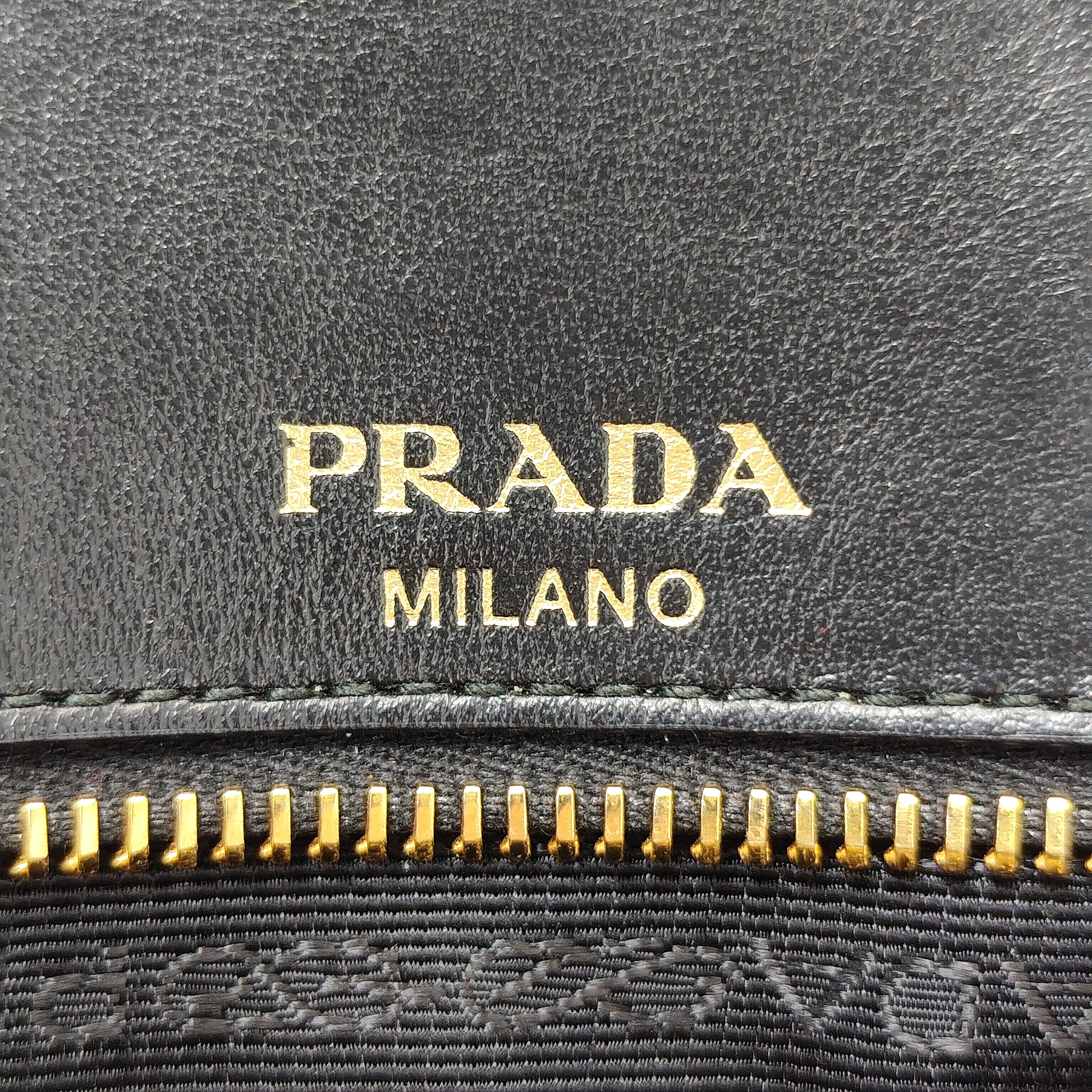 【*Shipped from: China*】PRADA Leather Shoulder Bag — view 13