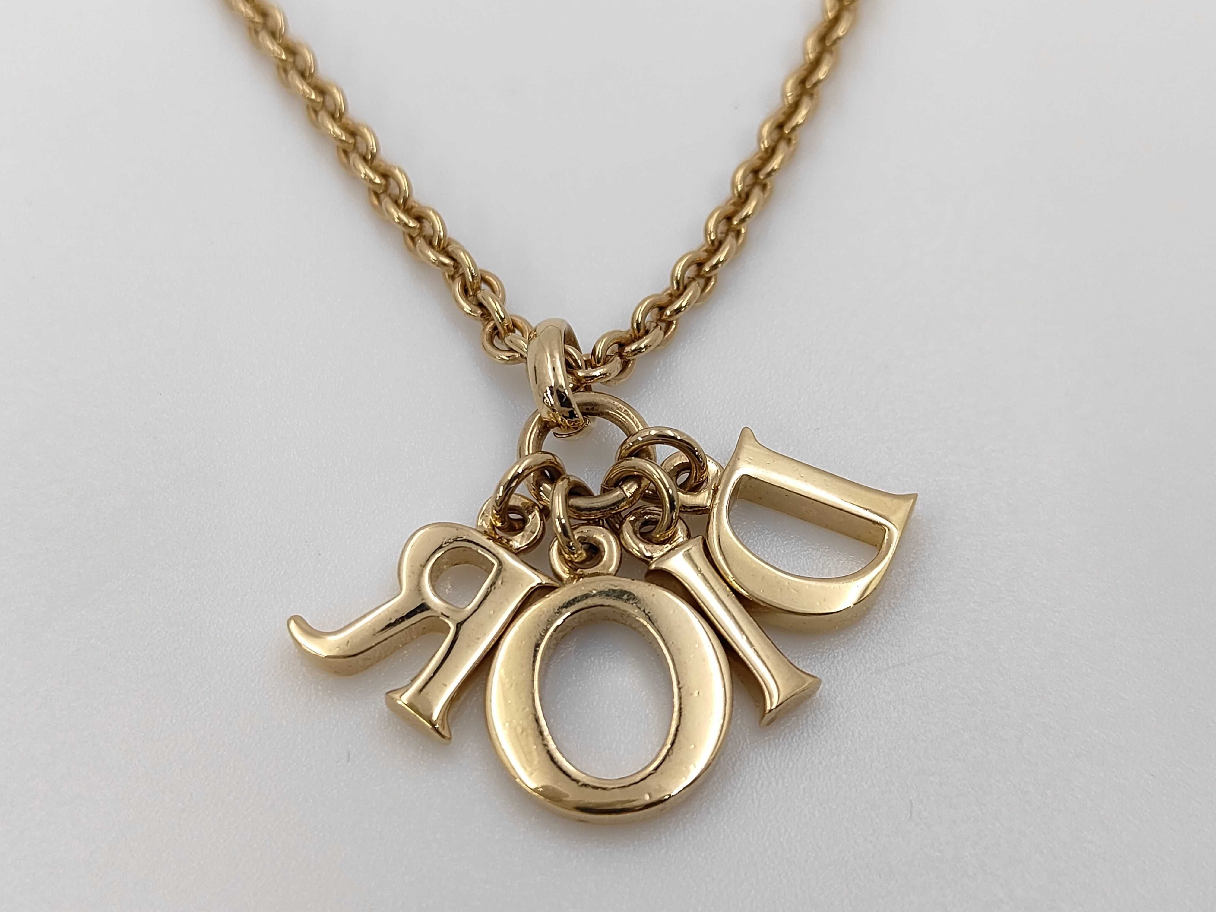 necklace — view 2