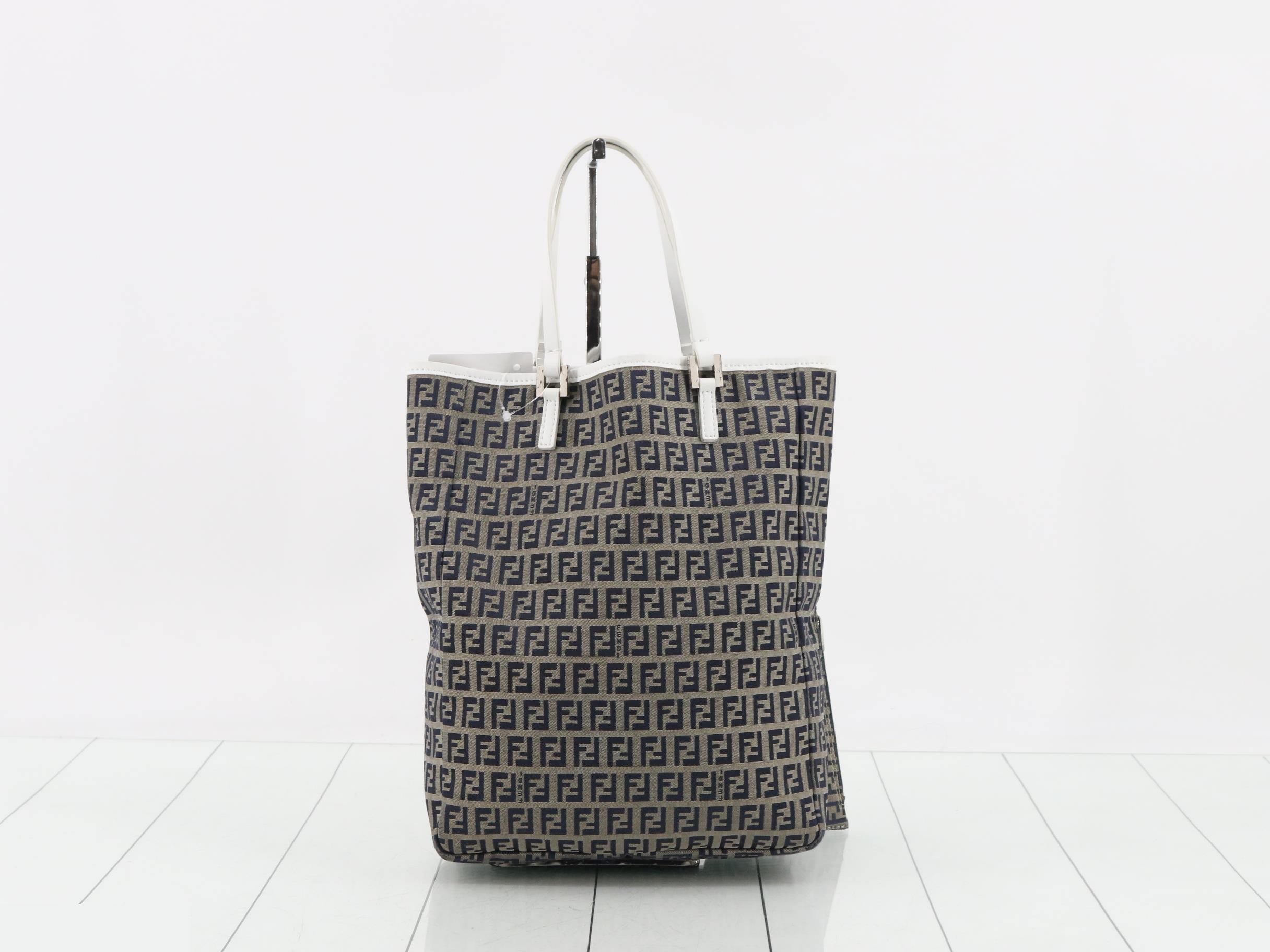 Tote bag — view 2