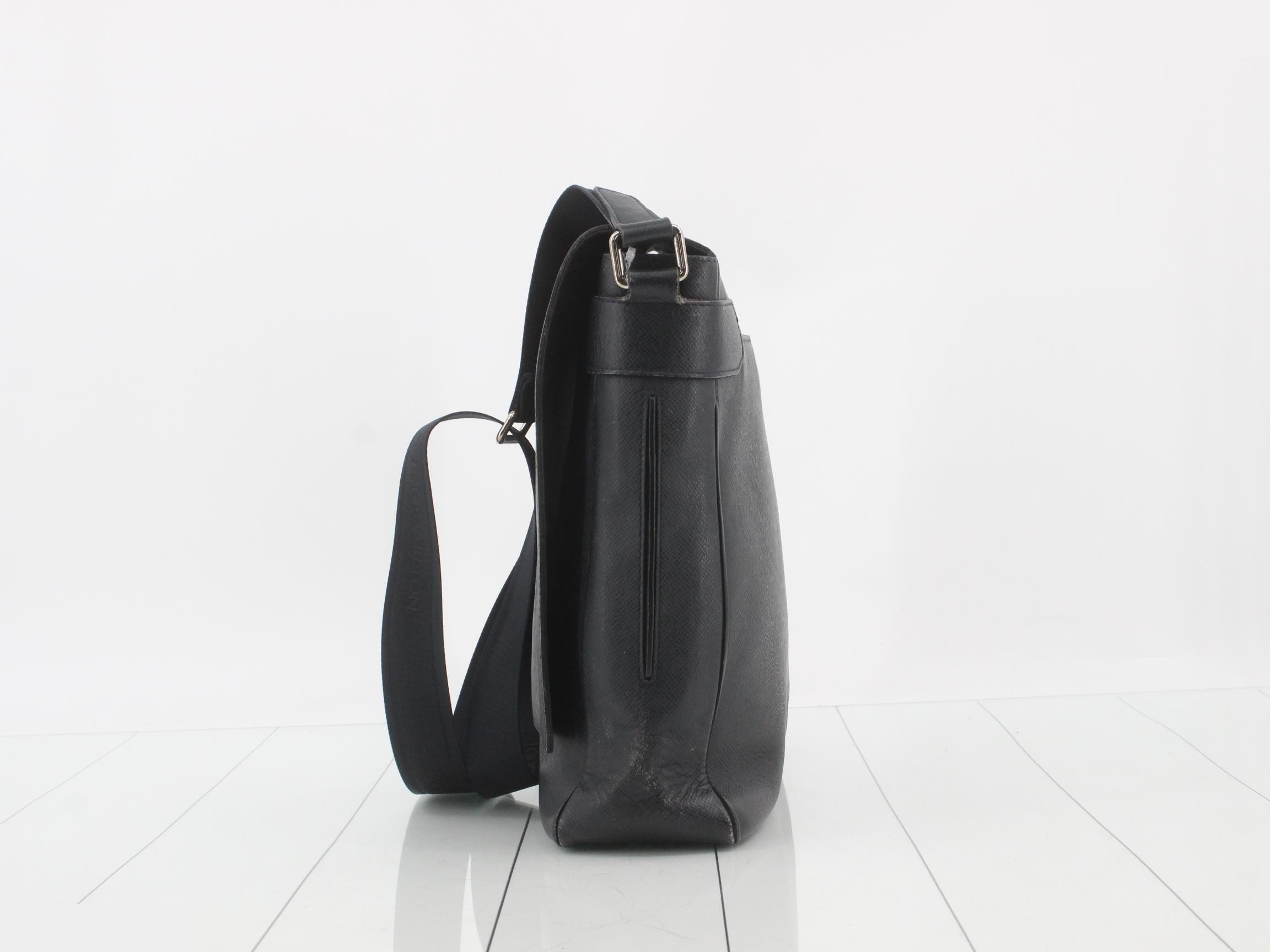 Taiga Roman Shoulder Bag — view 3