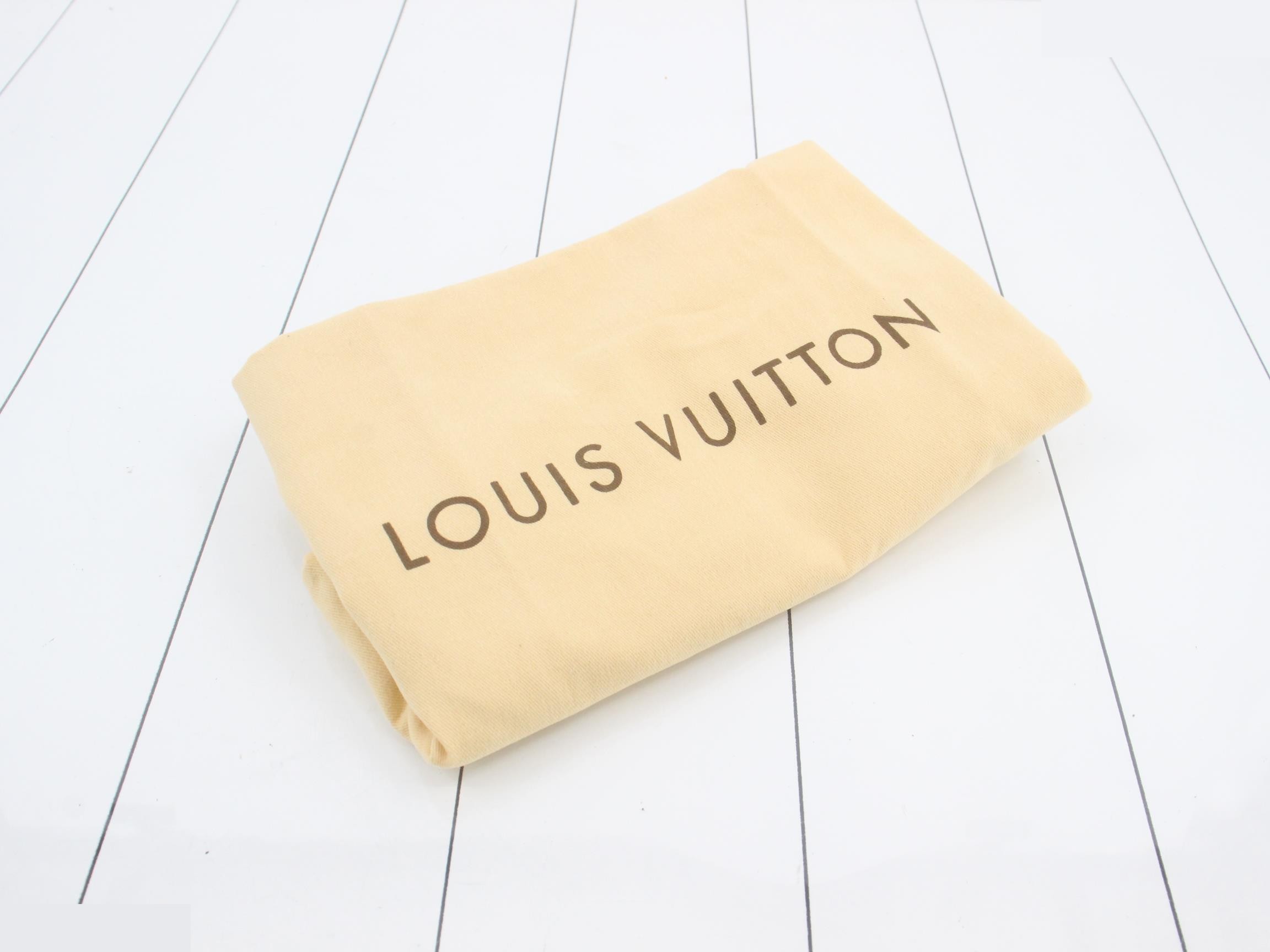 Taiga Roman Shoulder Bag — view 7
