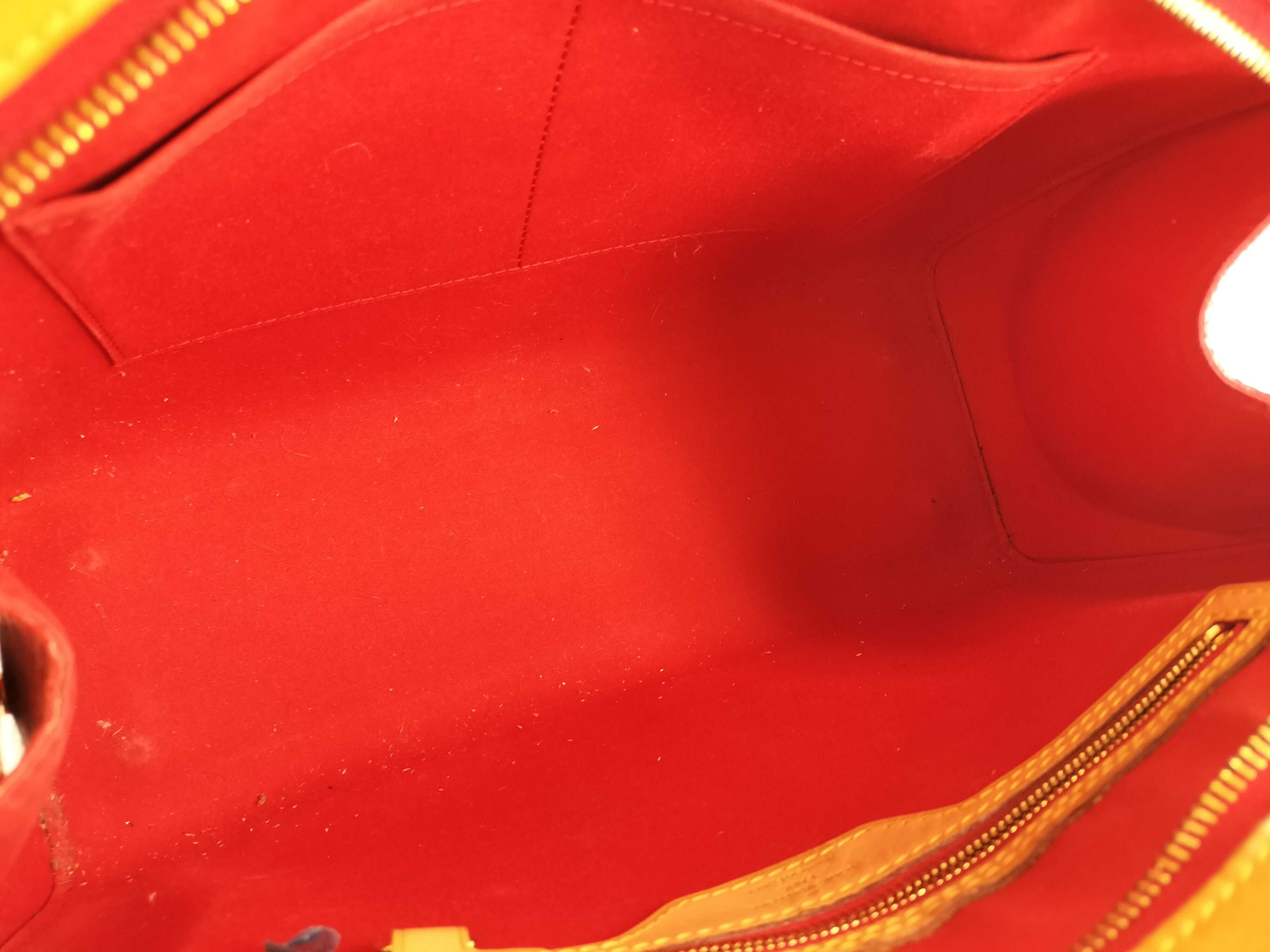 Vernis Vuitton Vernis Blair MM M90179 DR2104 Red Handbag — view 11
