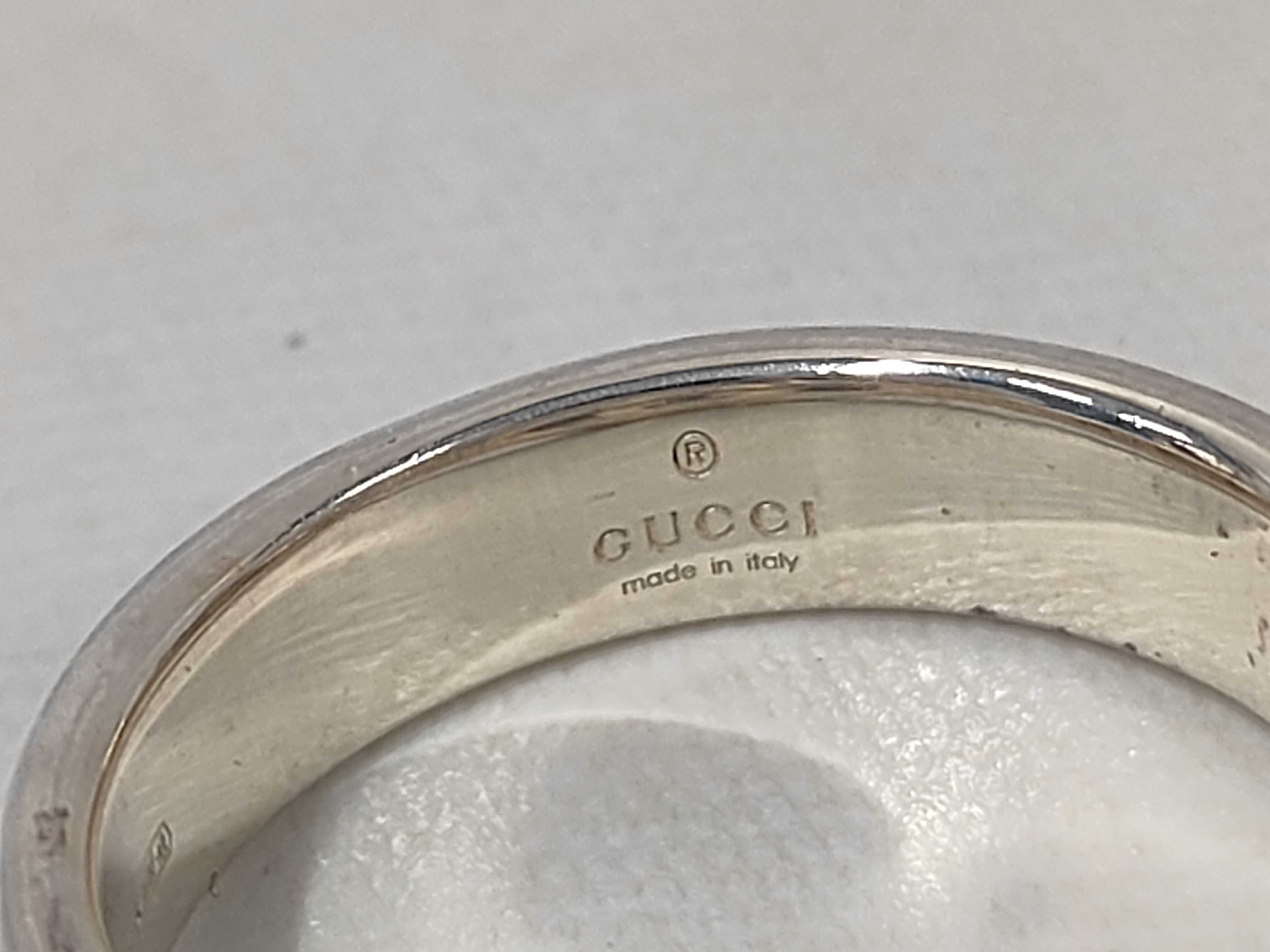 Interlocking G / Ring / SV Ring — view 5