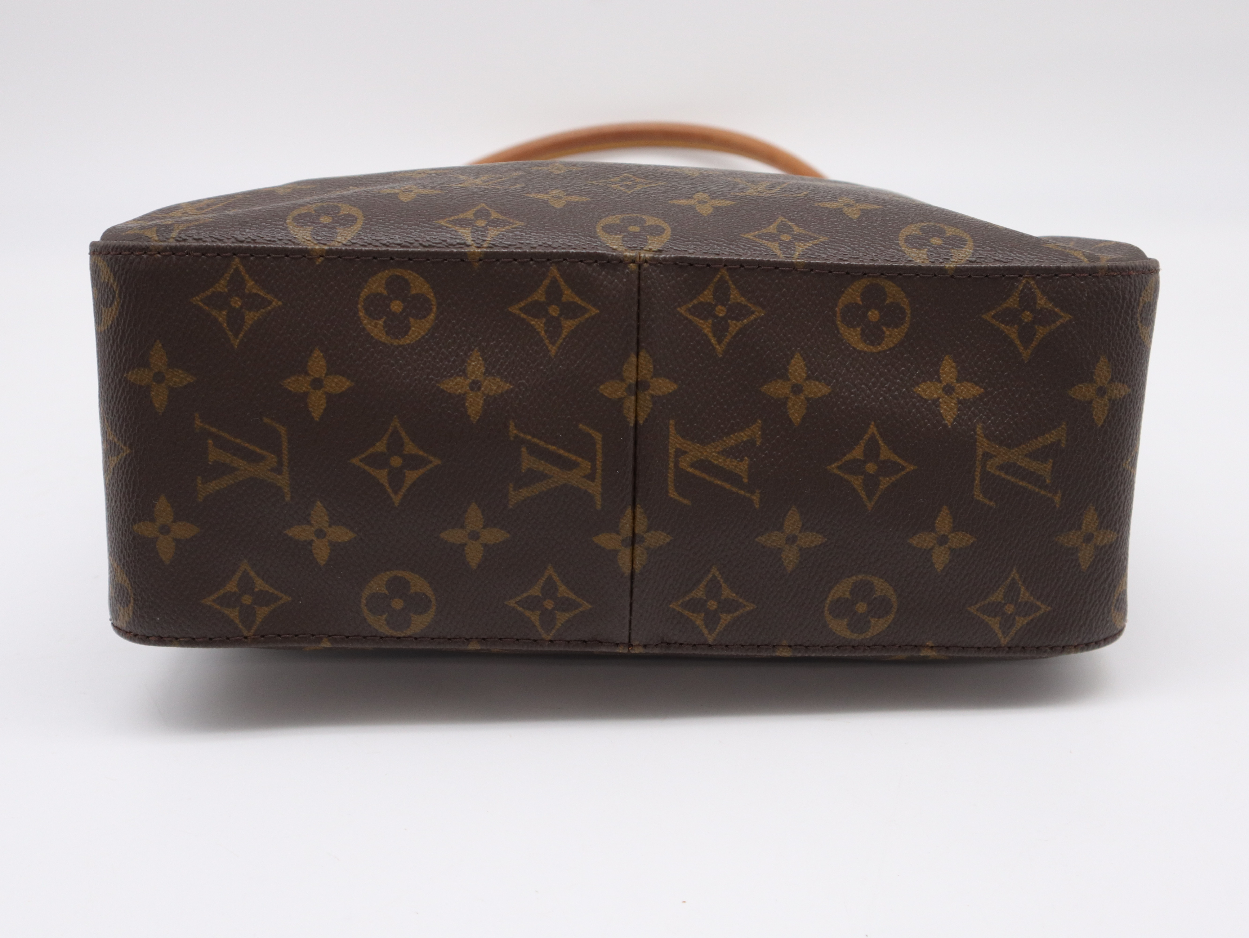 M51145 Monogram Looping GM Shoulder Bag — view 5
