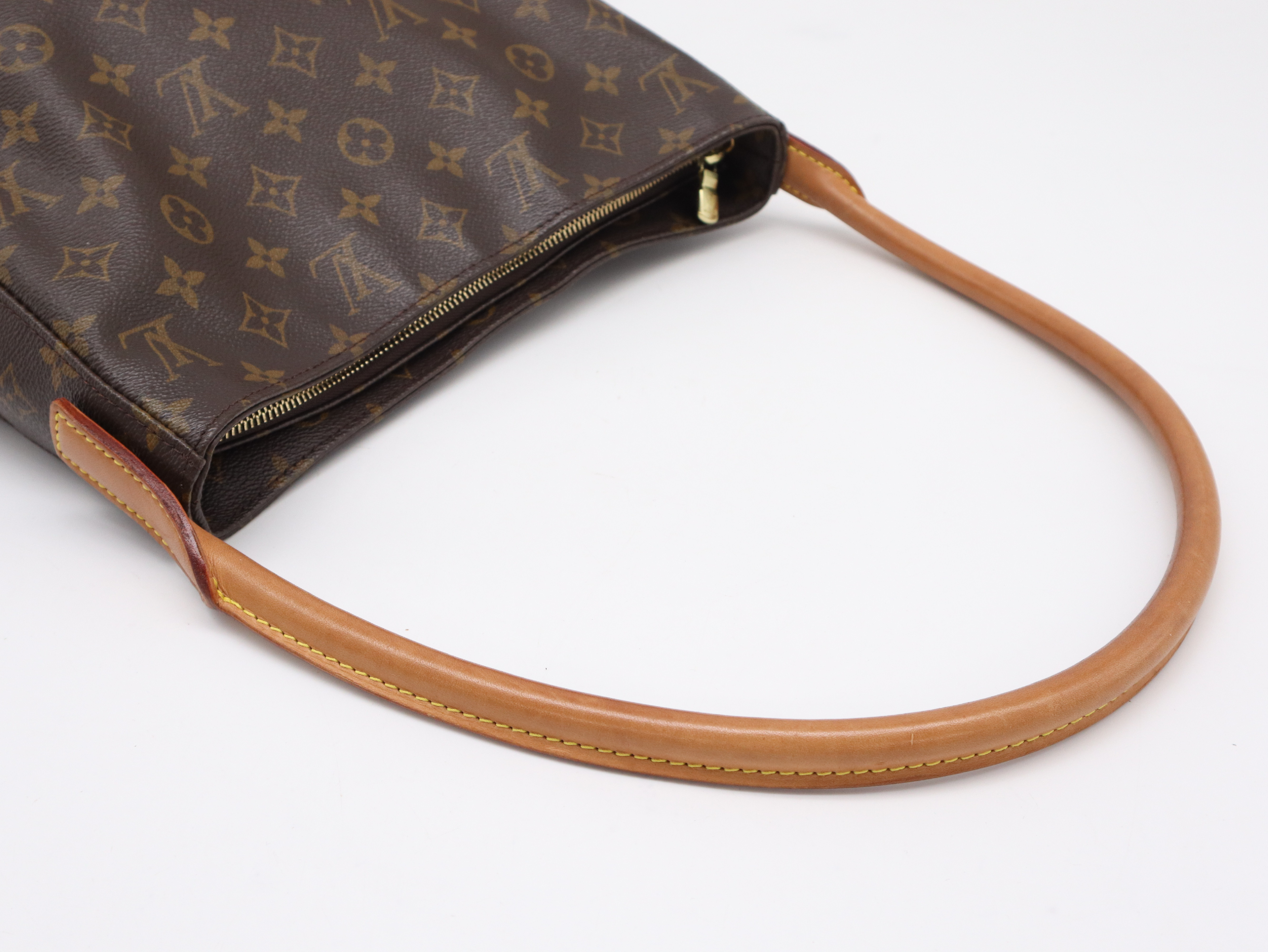 M51145 Monogram Looping GM Shoulder Bag — view 6