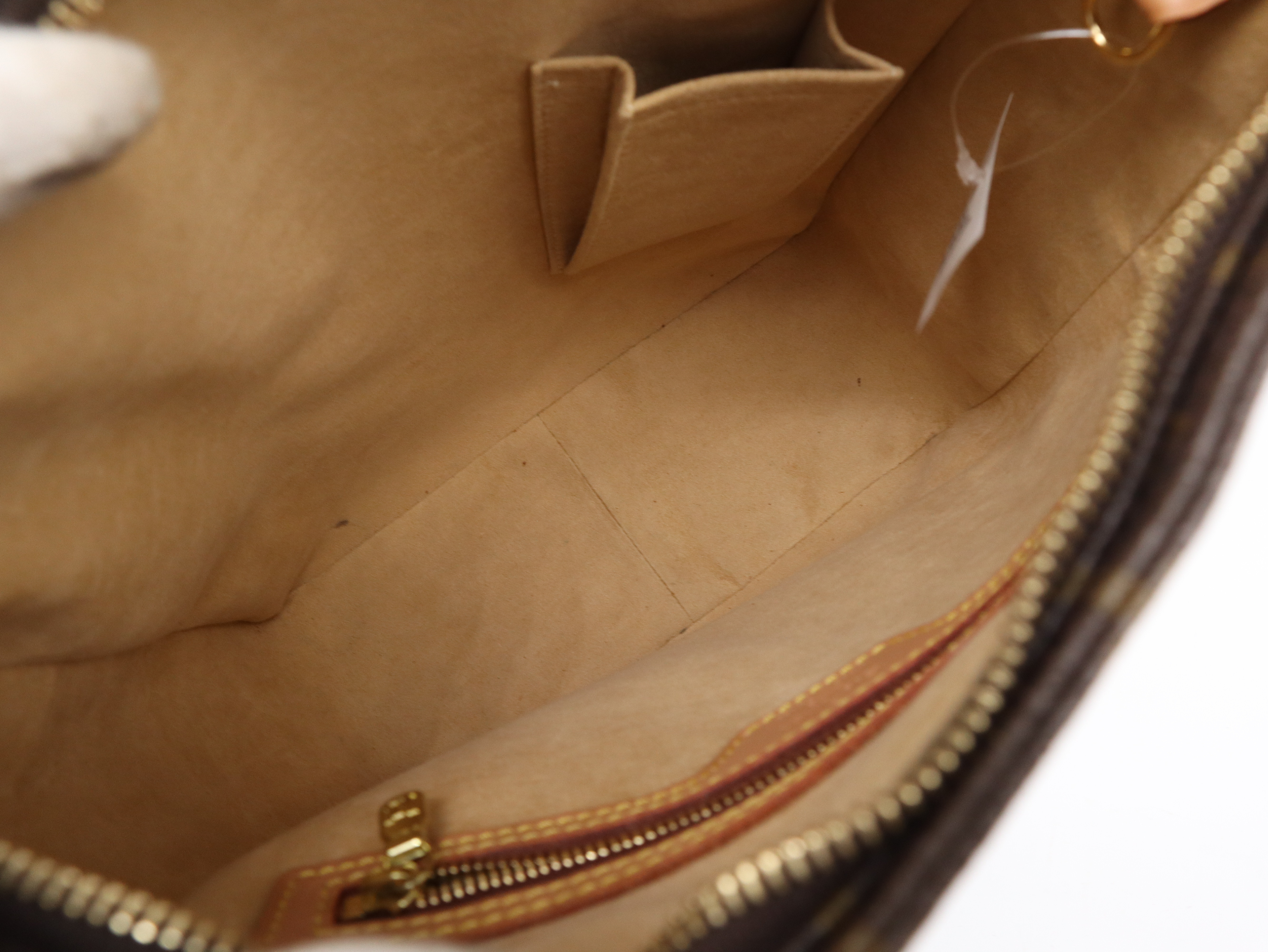 M51145 Monogram Looping GM Shoulder Bag — view 8
