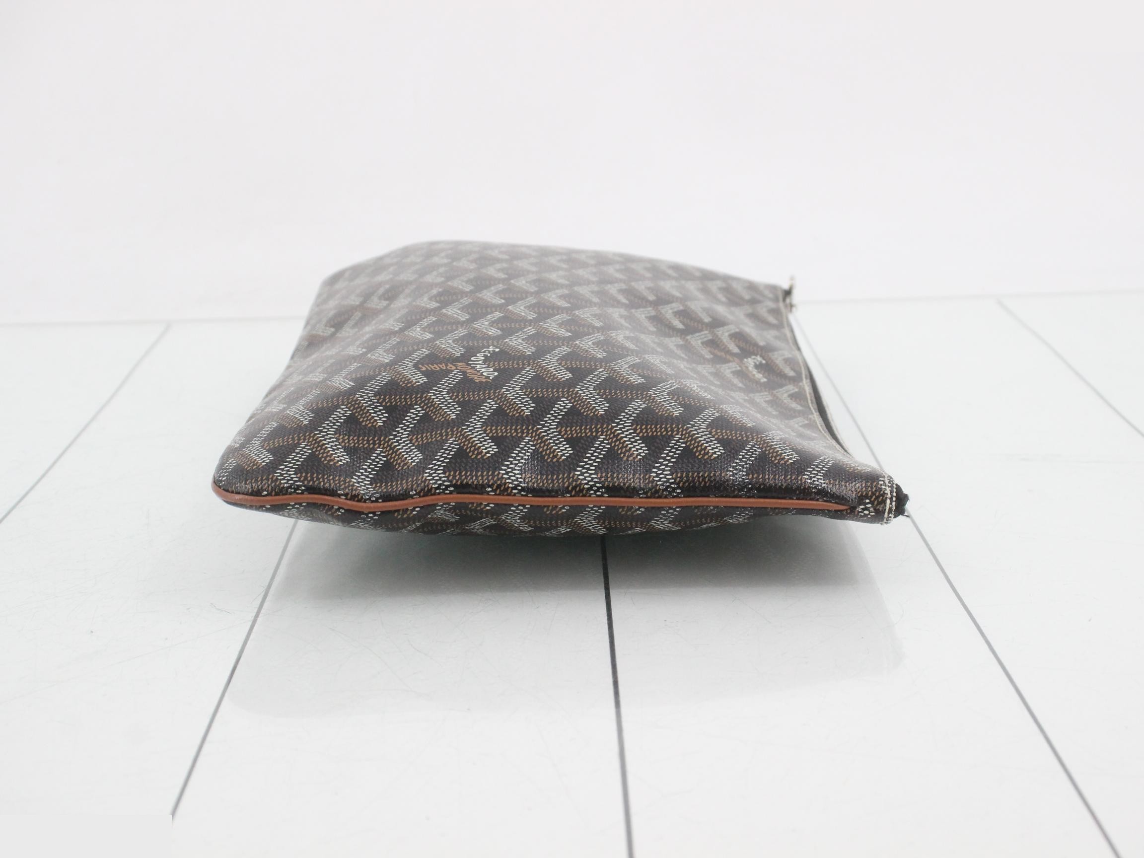 Sena MM Clutch Bag — view 3