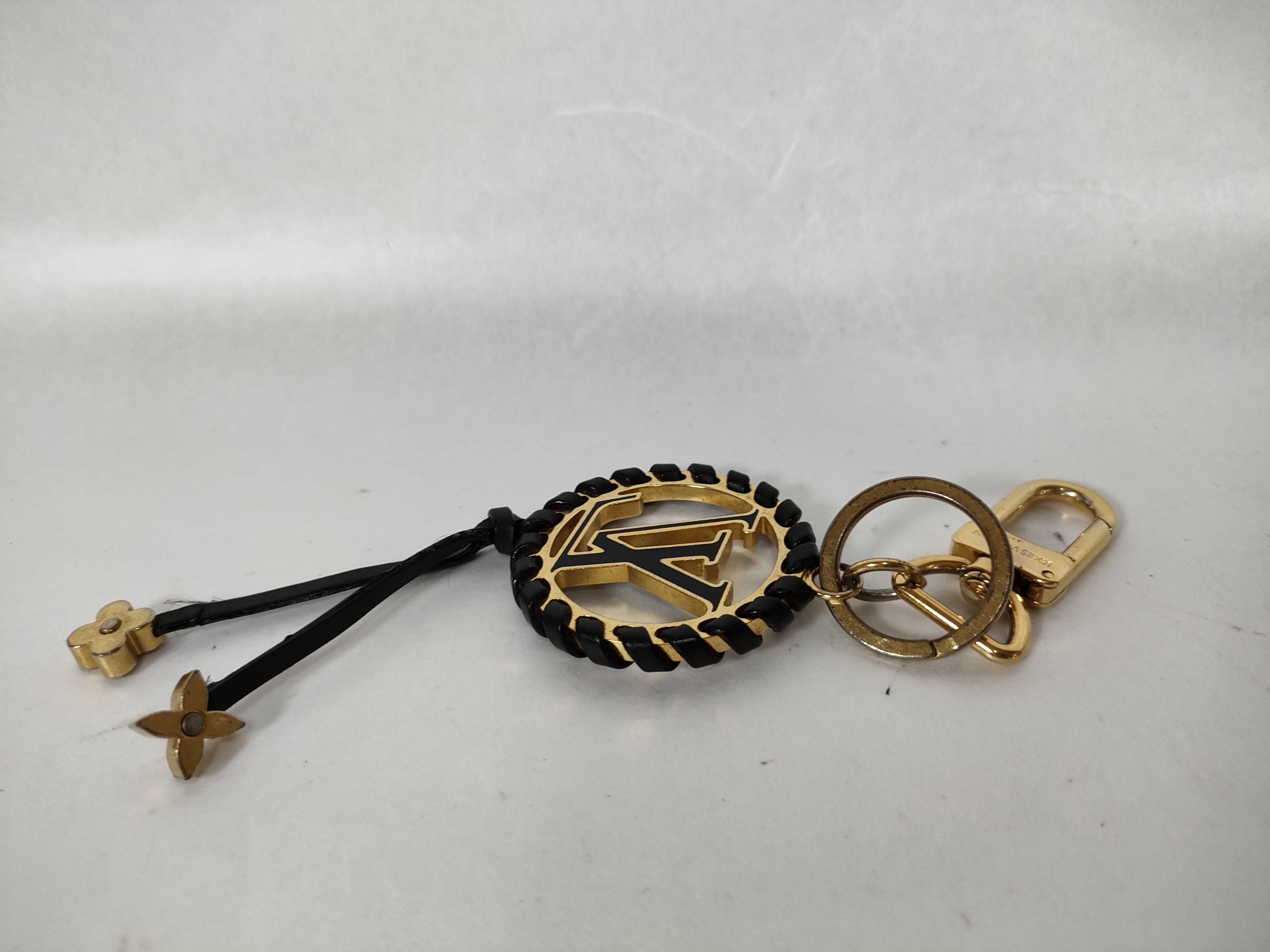 Charm Keychain Key Case — view 3