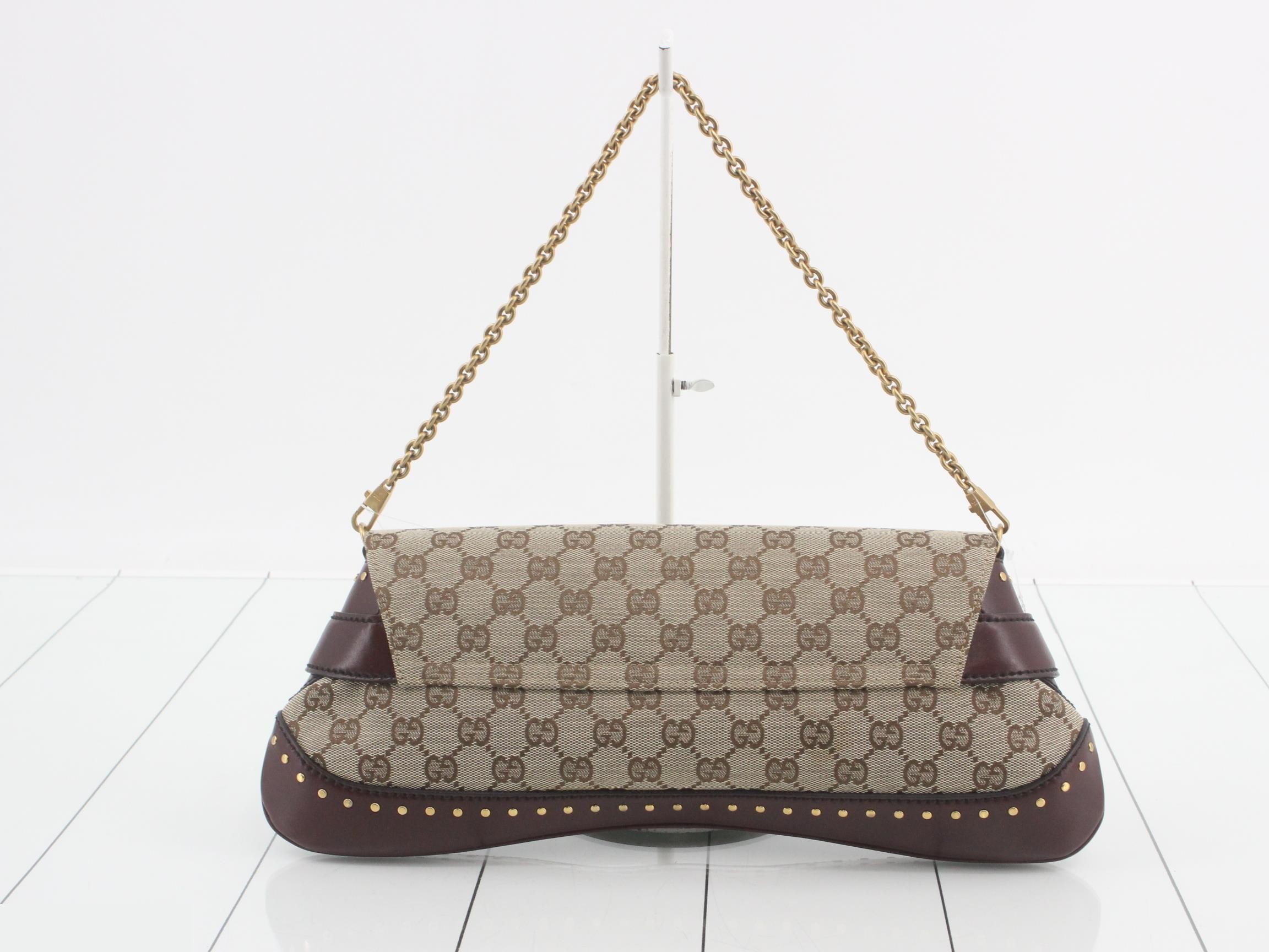 Product Name: Gucci Horsebit Shoulder Bag — view 2
