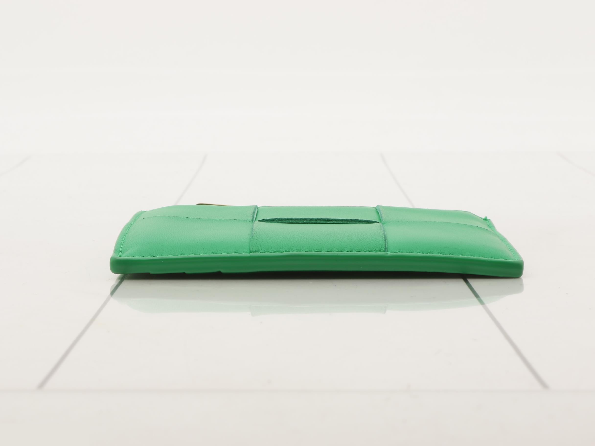 Intrecciato (bags), notebook covers, card cases, etc. Maxi Intrecciato — view 3